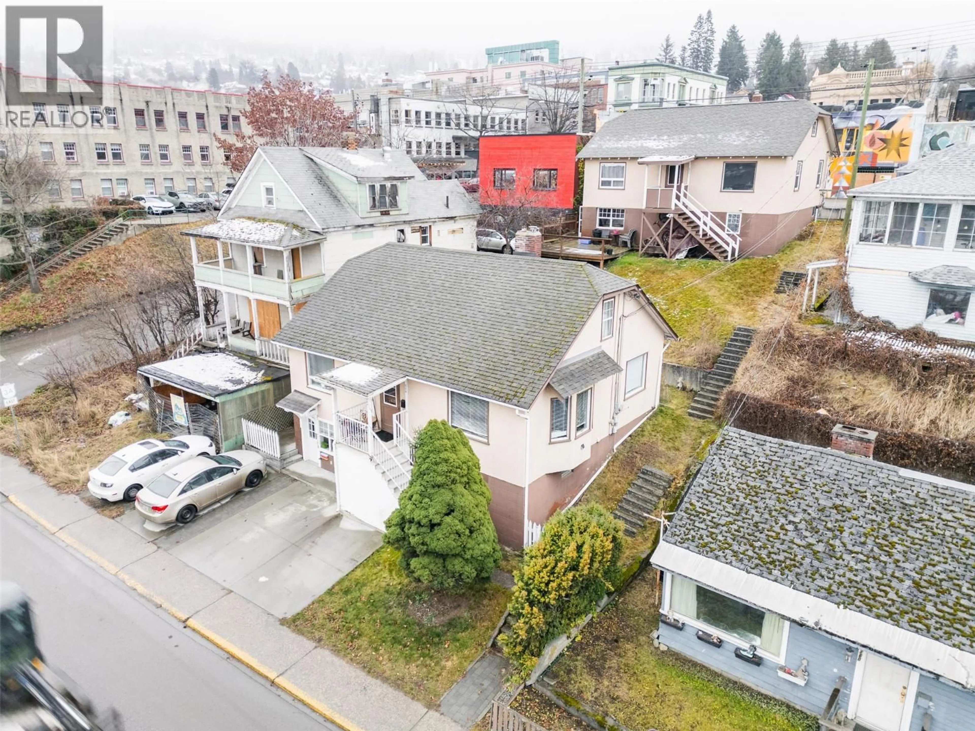 A pic from outside/outdoor area/front of a property/back of a property/a pic from drone, street for 220-222 VERNON STREET, Nelson British Columbia V1L4E2