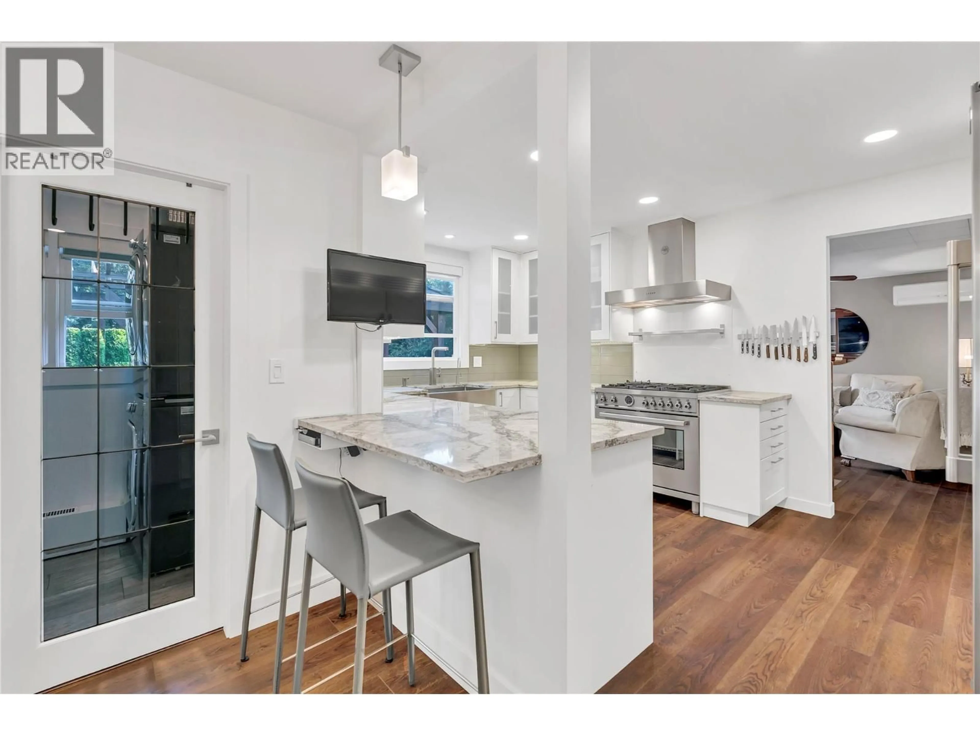 Open concept kitchen, unknown for 345 WINDSOR AVENUE, Penticton British Columbia V2A2K5