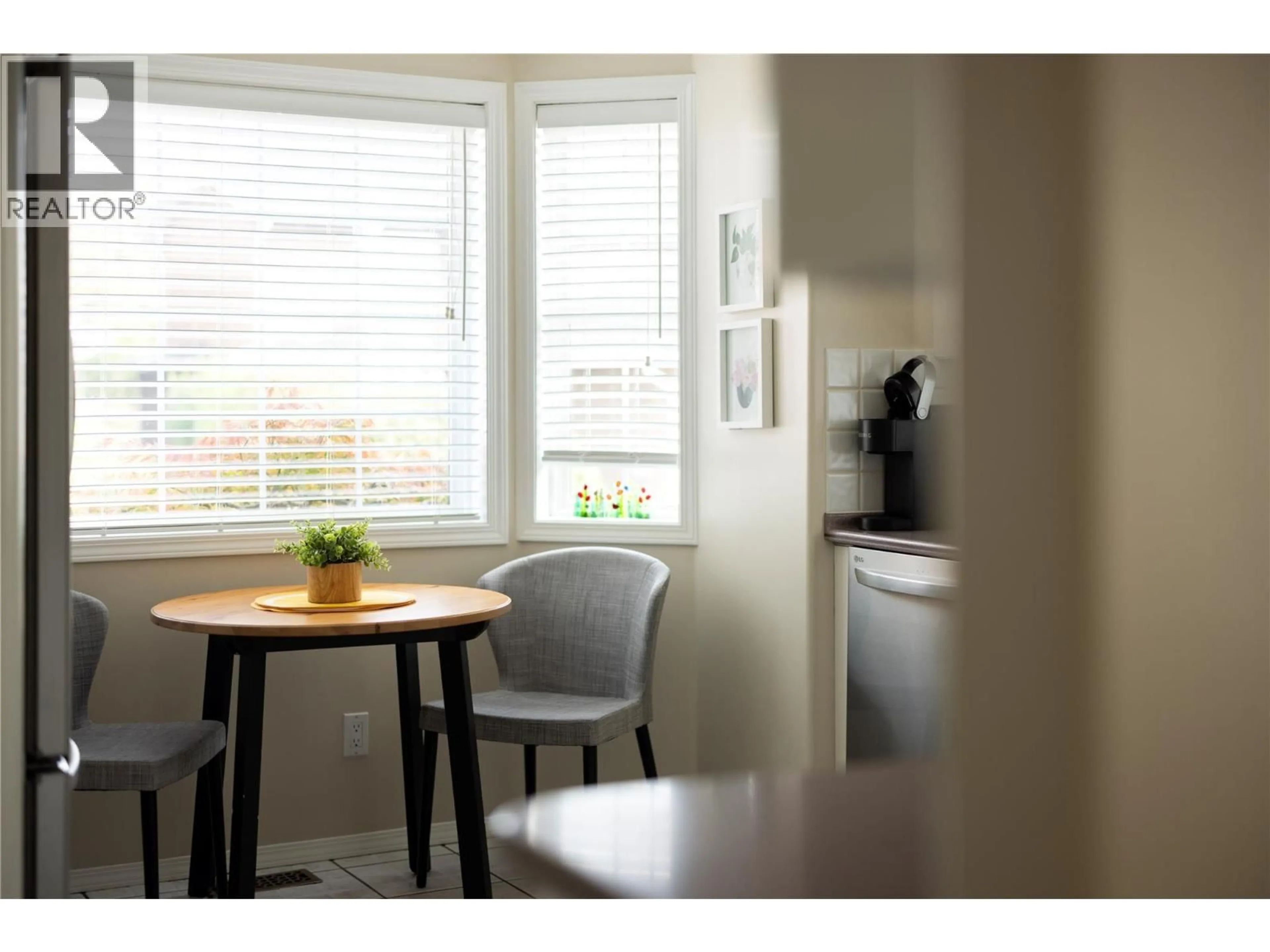 Standard kitchen, wood/laminate floor for 7 - 535 GLENMEADOWS ROAD, Kelowna British Columbia V1V1X7