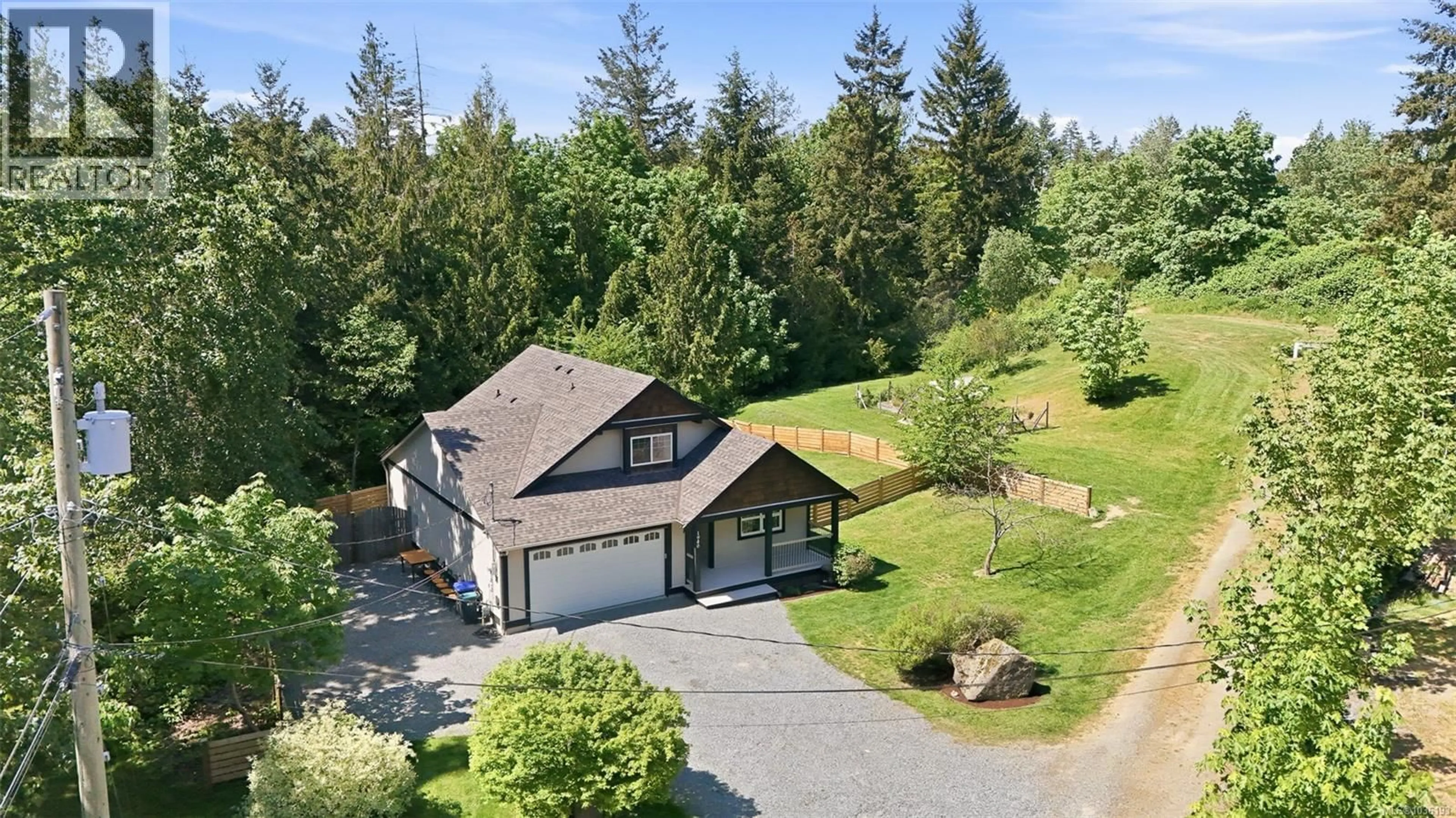 A pic from outside/outdoor area/front of a property/back of a property/a pic from drone, unknown for 1940 WOODRIDGE ROAD, Nanaimo British Columbia V9X1M2