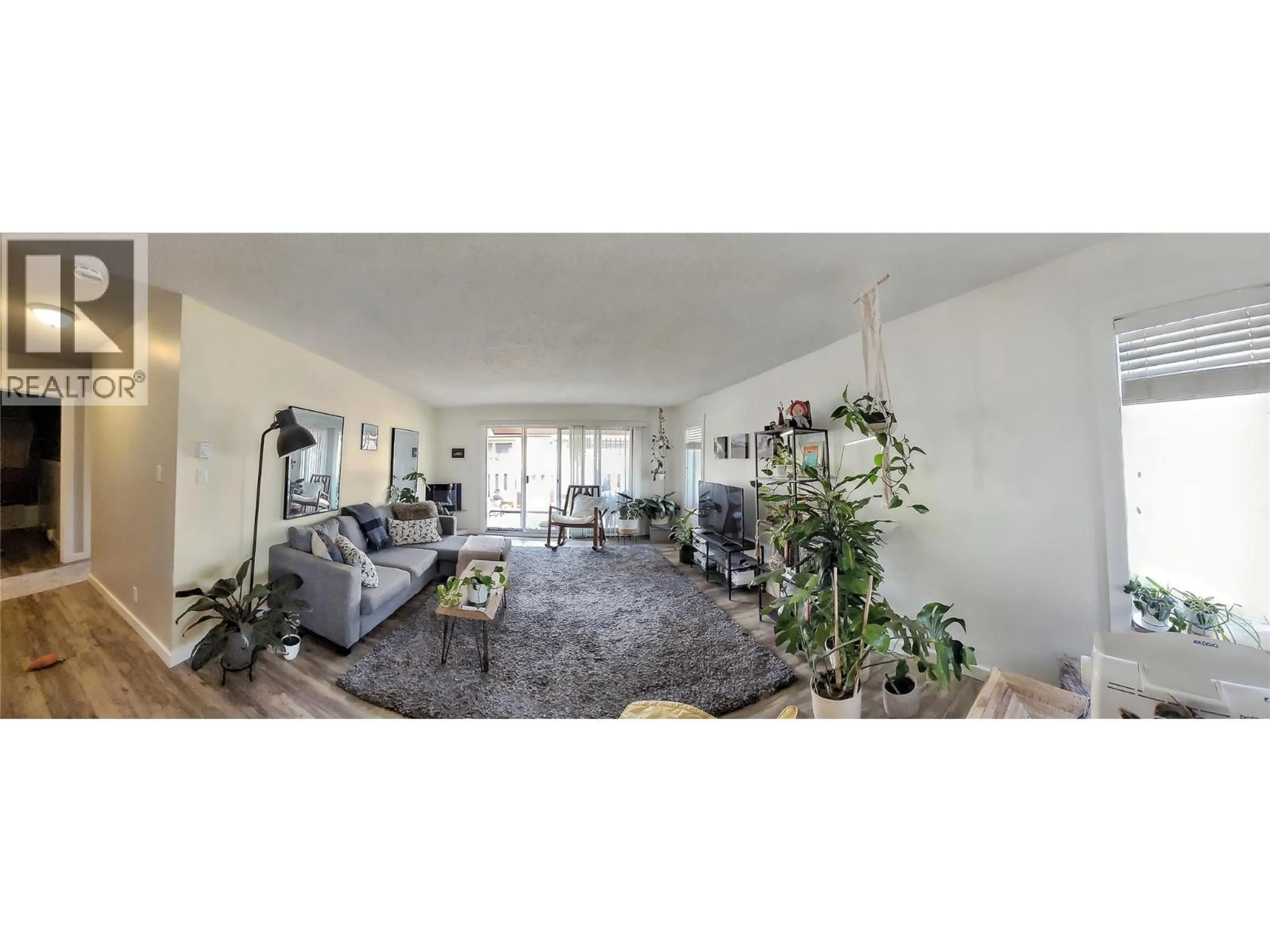 Living room with furniture, unknown for 8 - 717 12TH AVENUE, Invermere British Columbia V0A1K0