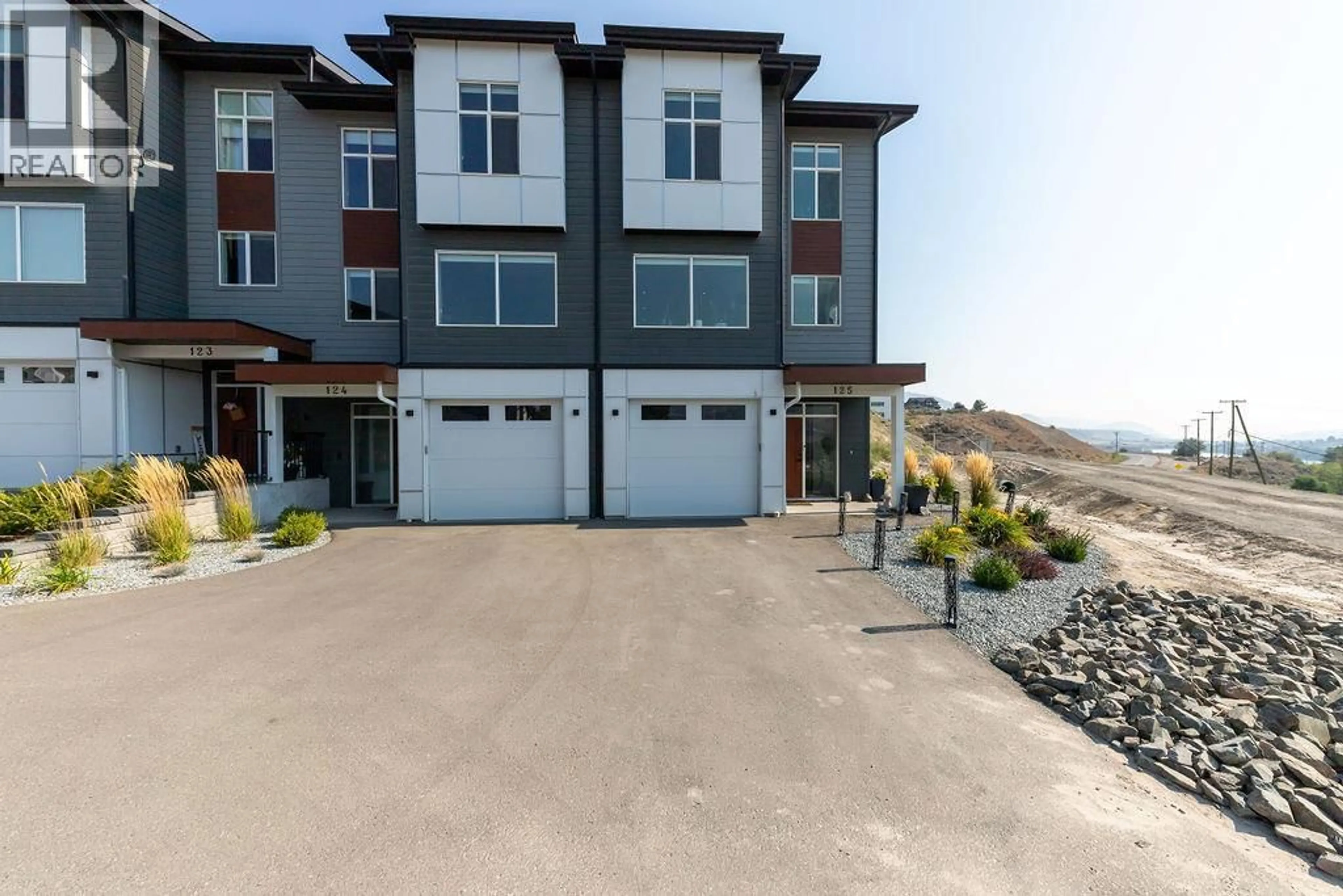 Unknown for 125 RIVER GATE DRIVE, Kamloops British Columbia V2H0E4