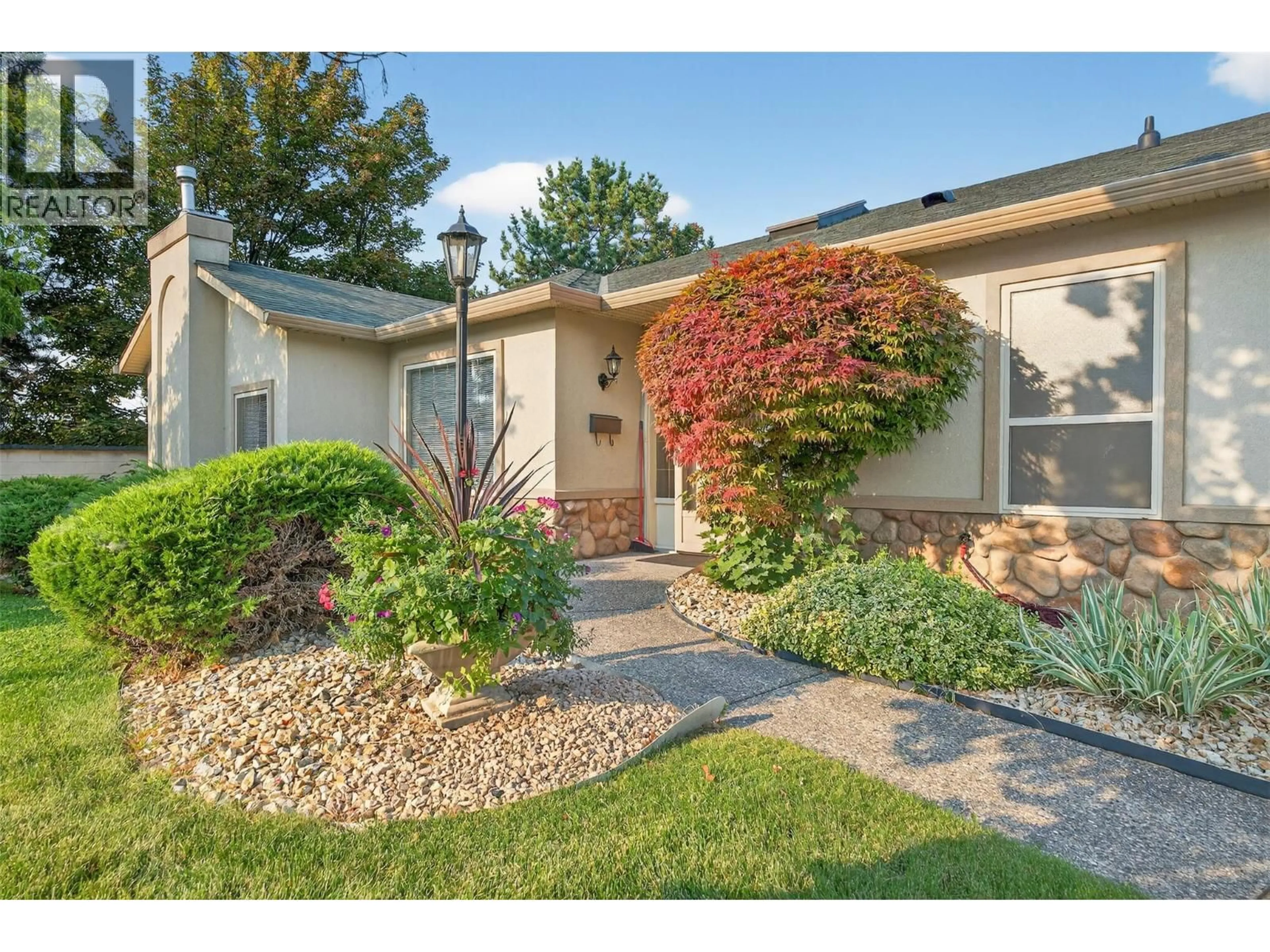 Home with vinyl exterior material, street for 407 - 2330 BUTT ROAD, West Kelowna British Columbia V4T2L3
