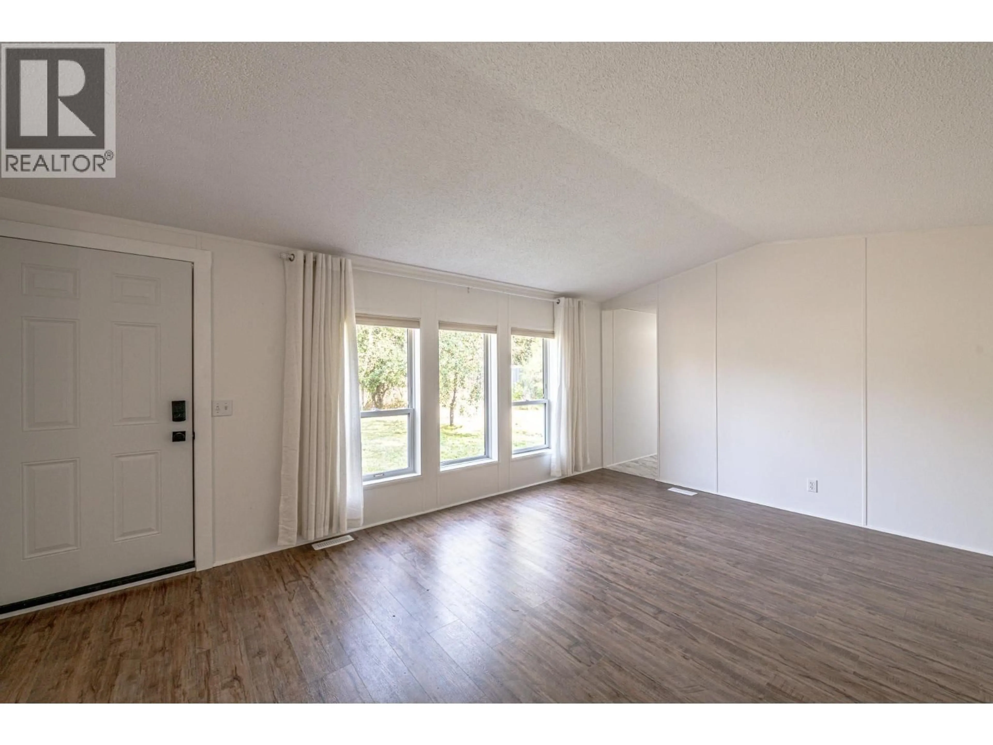 A pic of a room for 1345 AIRPORT ROAD, Salmo British Columbia V0G1Z0