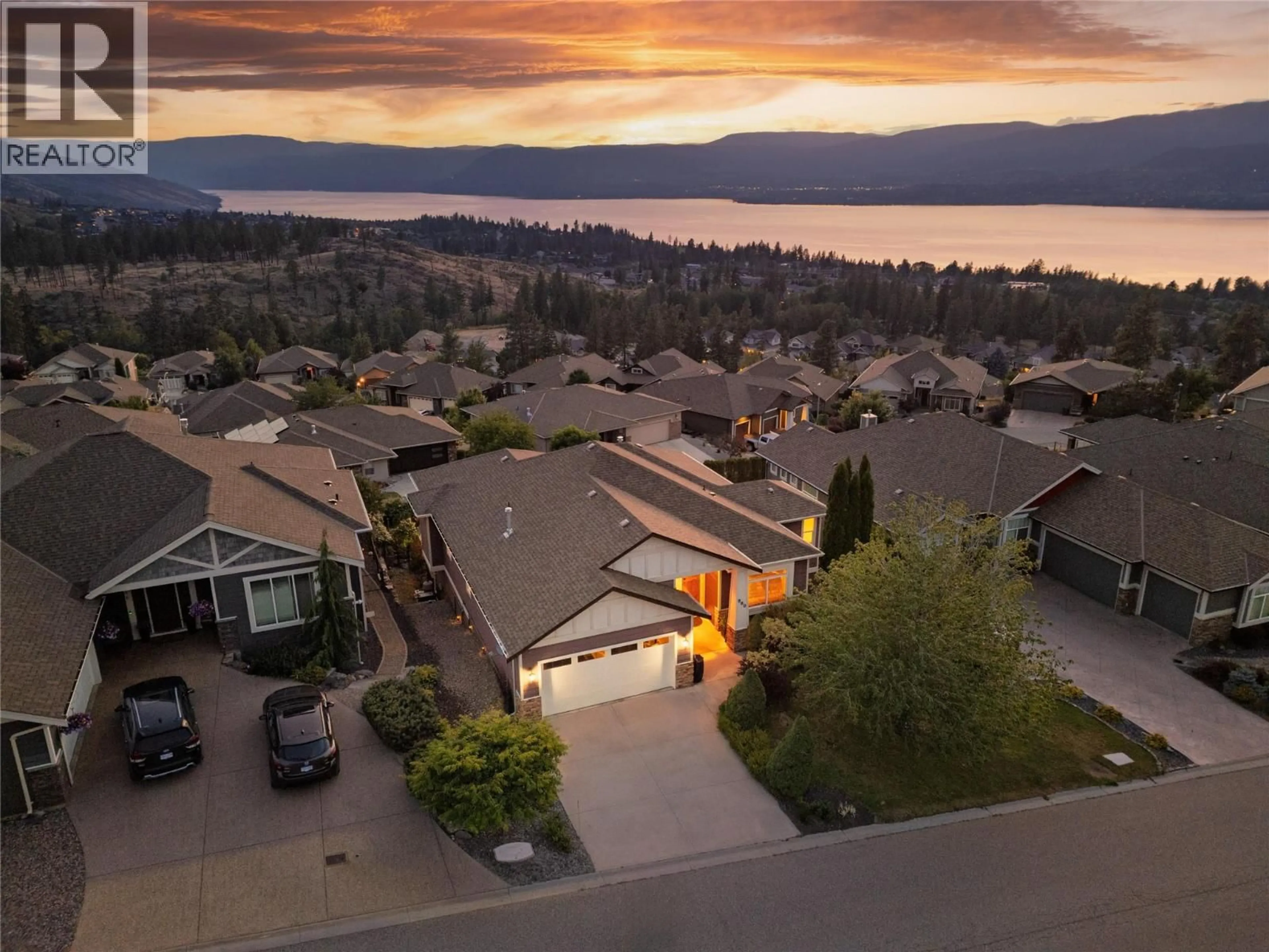 A pic from outside/outdoor area/front of a property/back of a property/a pic from drone, water/lake/river/ocean view for 860 KUIPERS CRESCENT, Kelowna British Columbia V1W5B1
