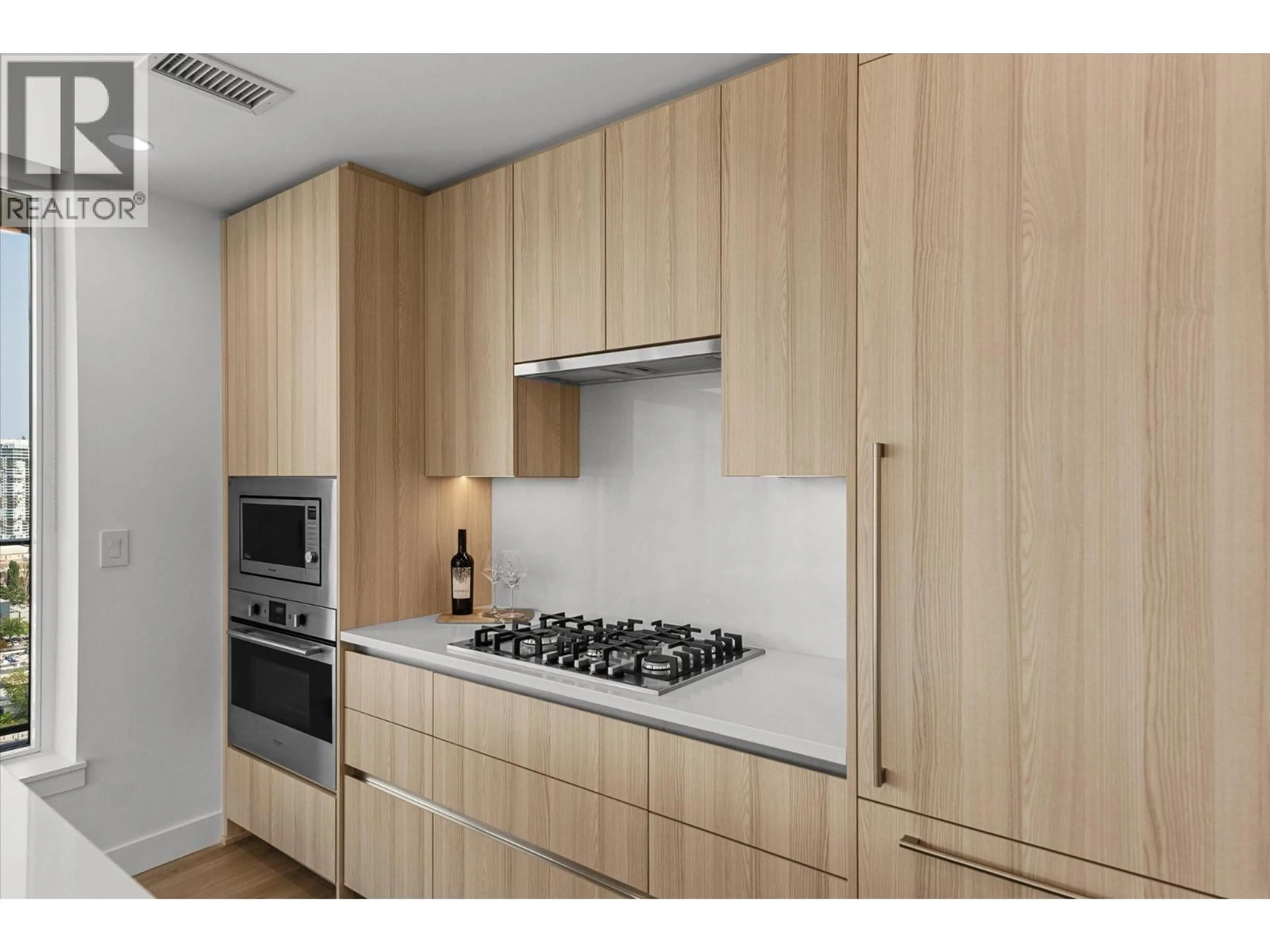 Standard kitchen, wood/laminate floor for 2509 - 1626 WATER STREET, Kelowna British Columbia V1Y0N7