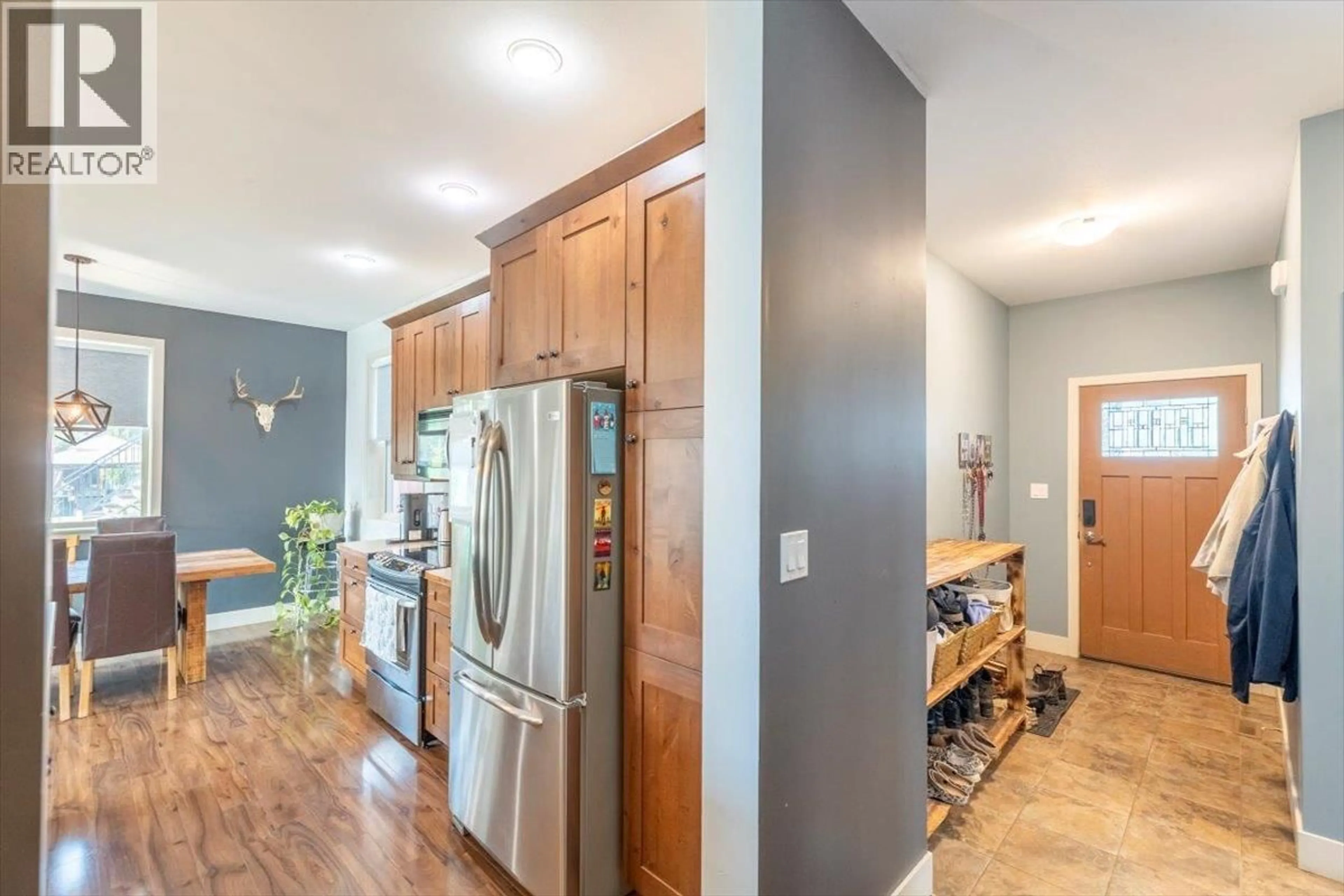 Open concept kitchen, unknown for 1347 CHERRYWOOD BOULEVARD, Sparwood British Columbia V0B2G2