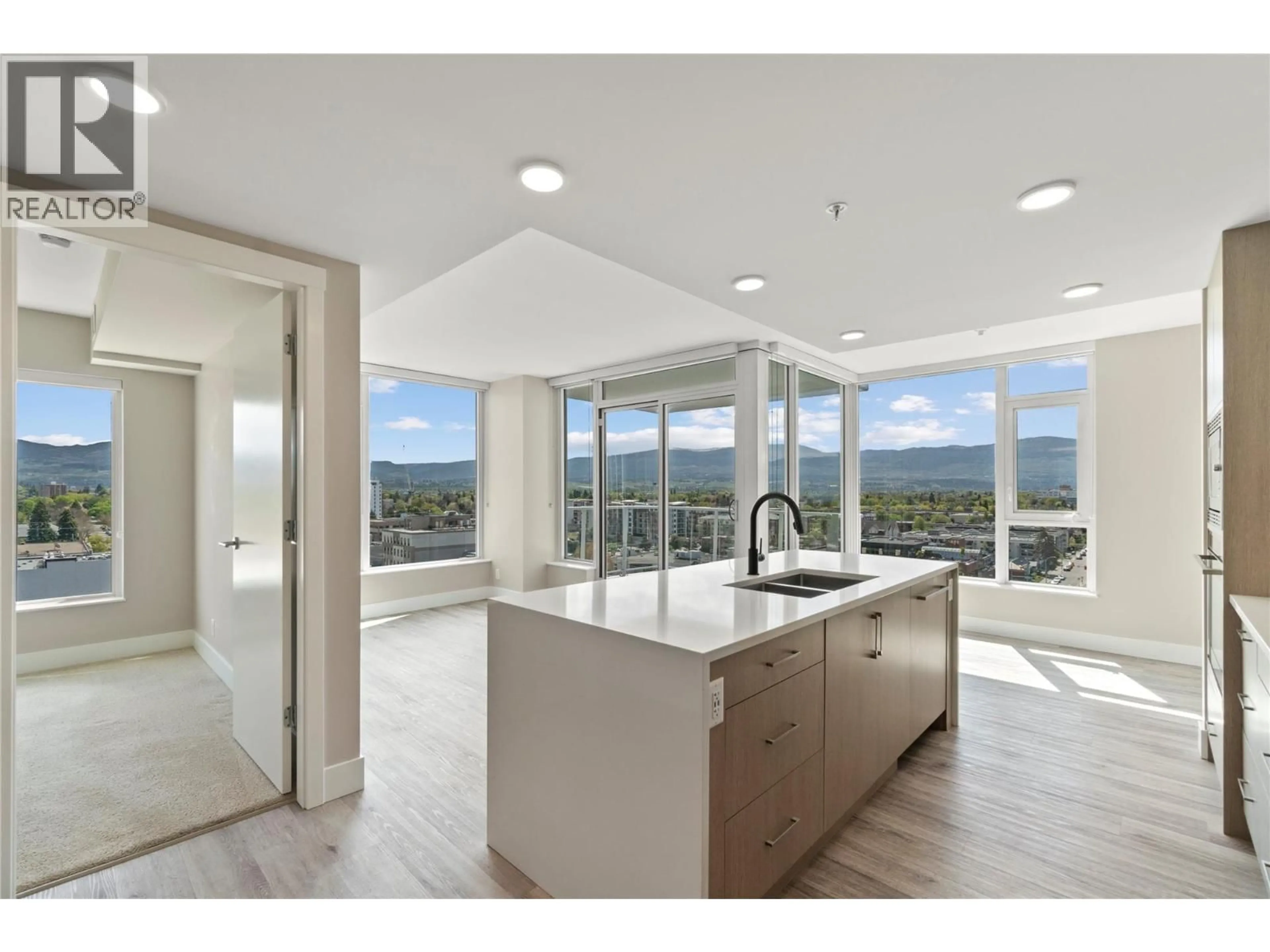 Open concept kitchen, ceramic/tile floor for 1106 - 1588 ELLIS STREET, Kelowna British Columbia V1Y2A6