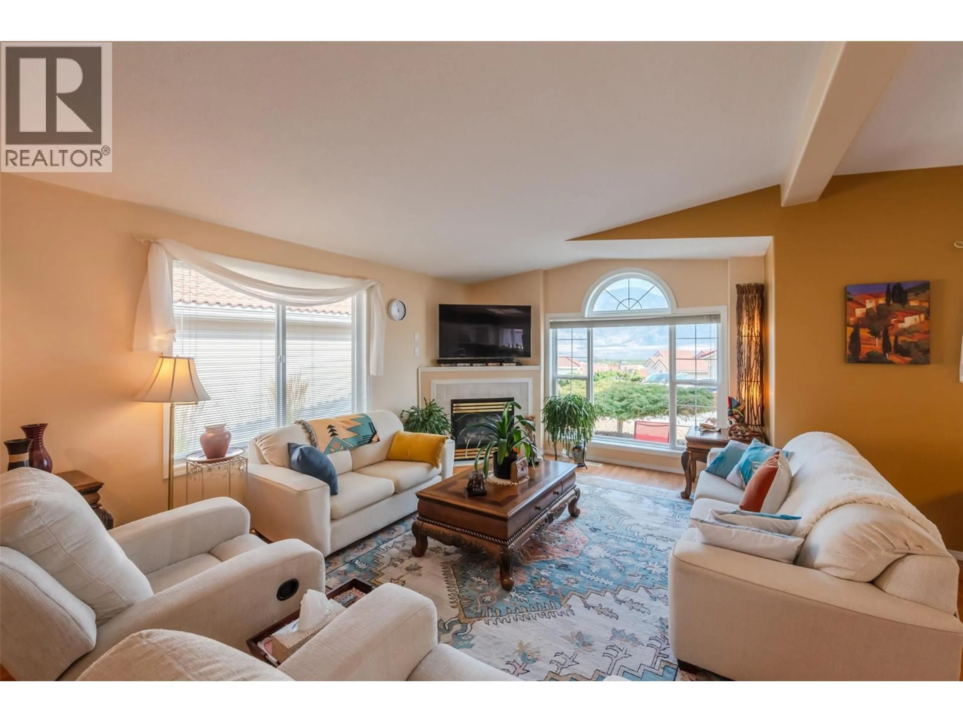 Living room with furniture, unknown for 69 - 9400 115TH STREET, Osoyoos British Columbia V0H1V5