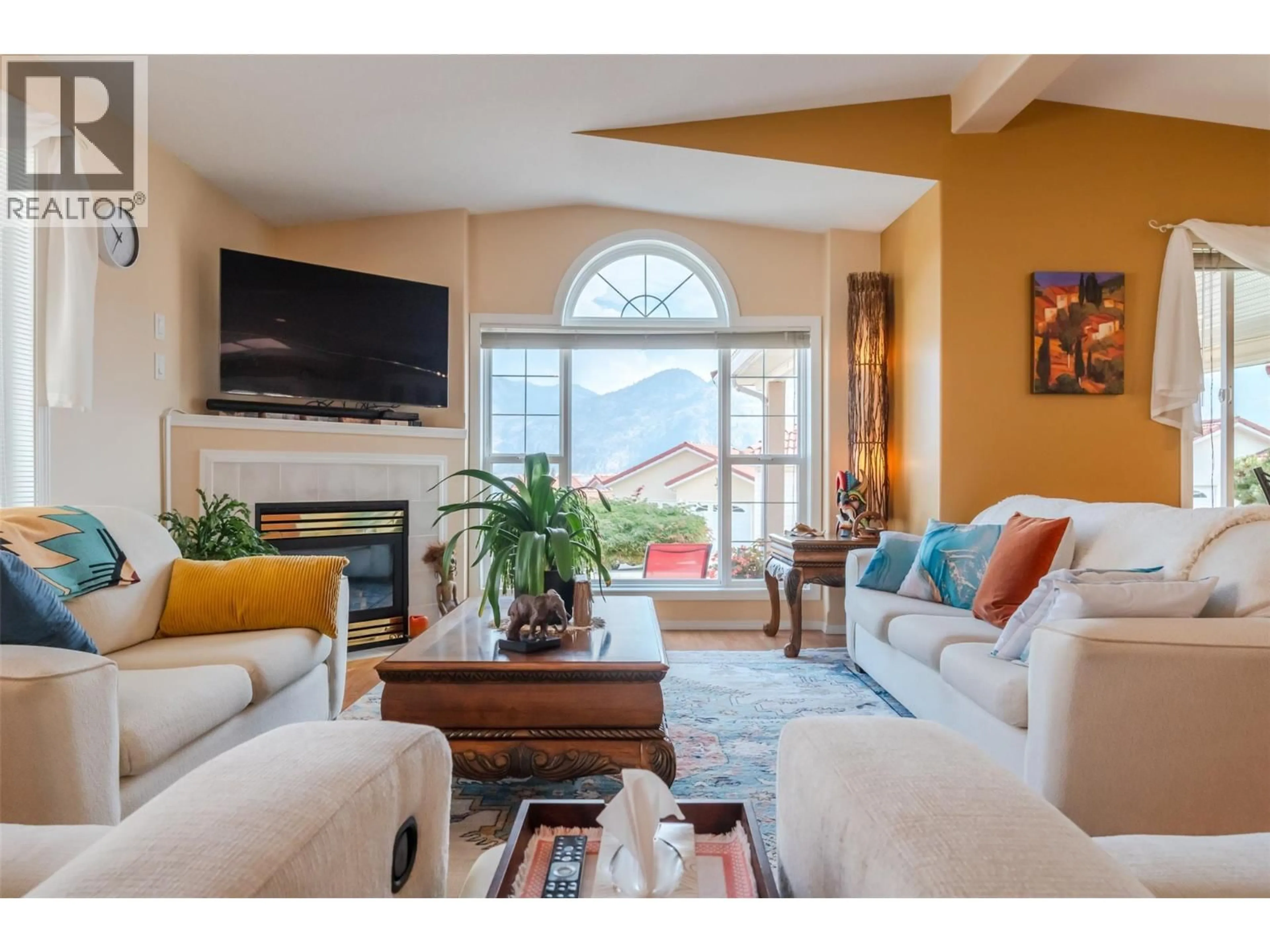 Living room with furniture, unknown for 69 - 9400 115TH STREET, Osoyoos British Columbia V0H1V5