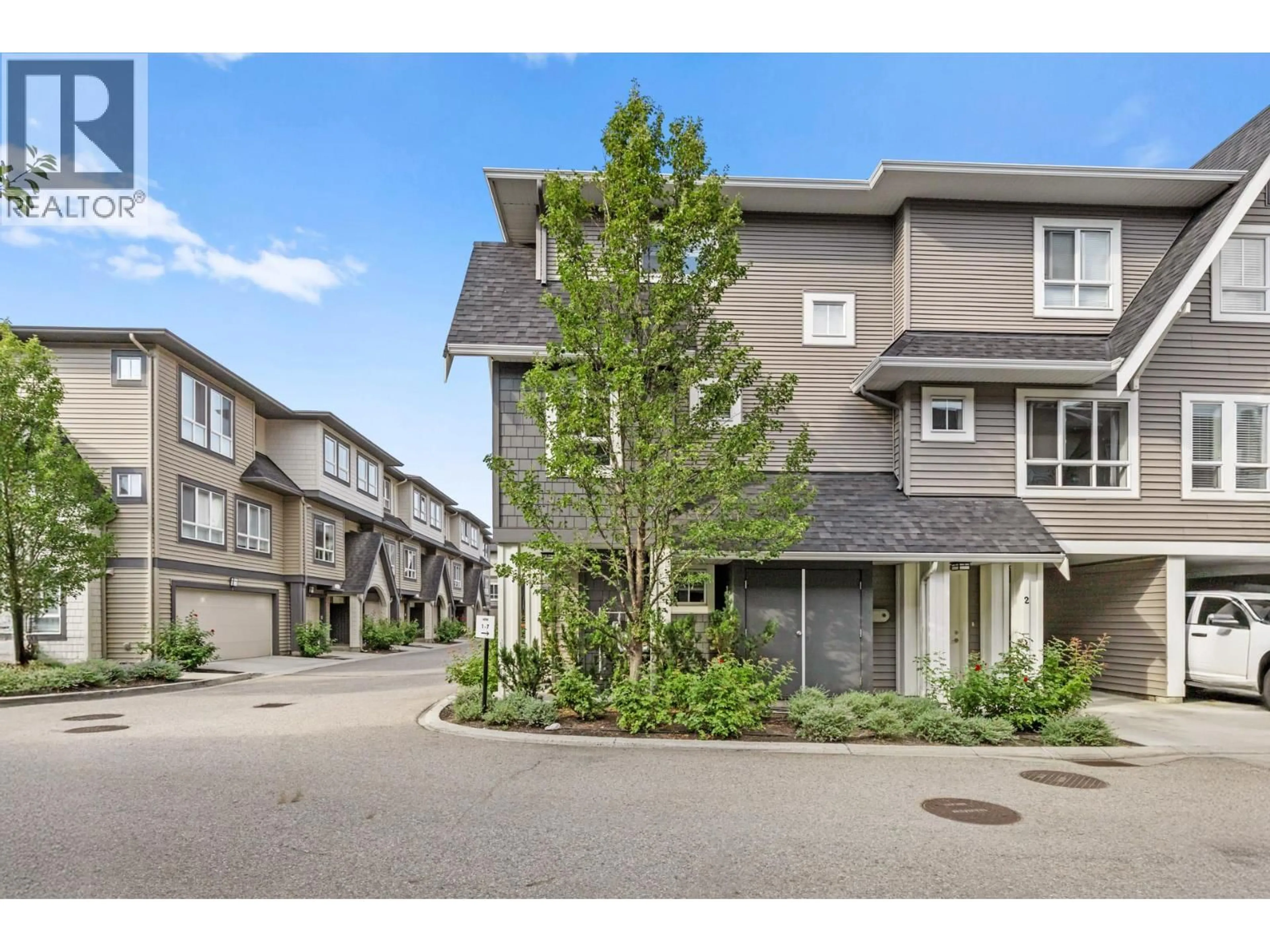 Unknown for 1 - 680 OLD MEADOWS ROAD, Kelowna British Columbia V1W5L4