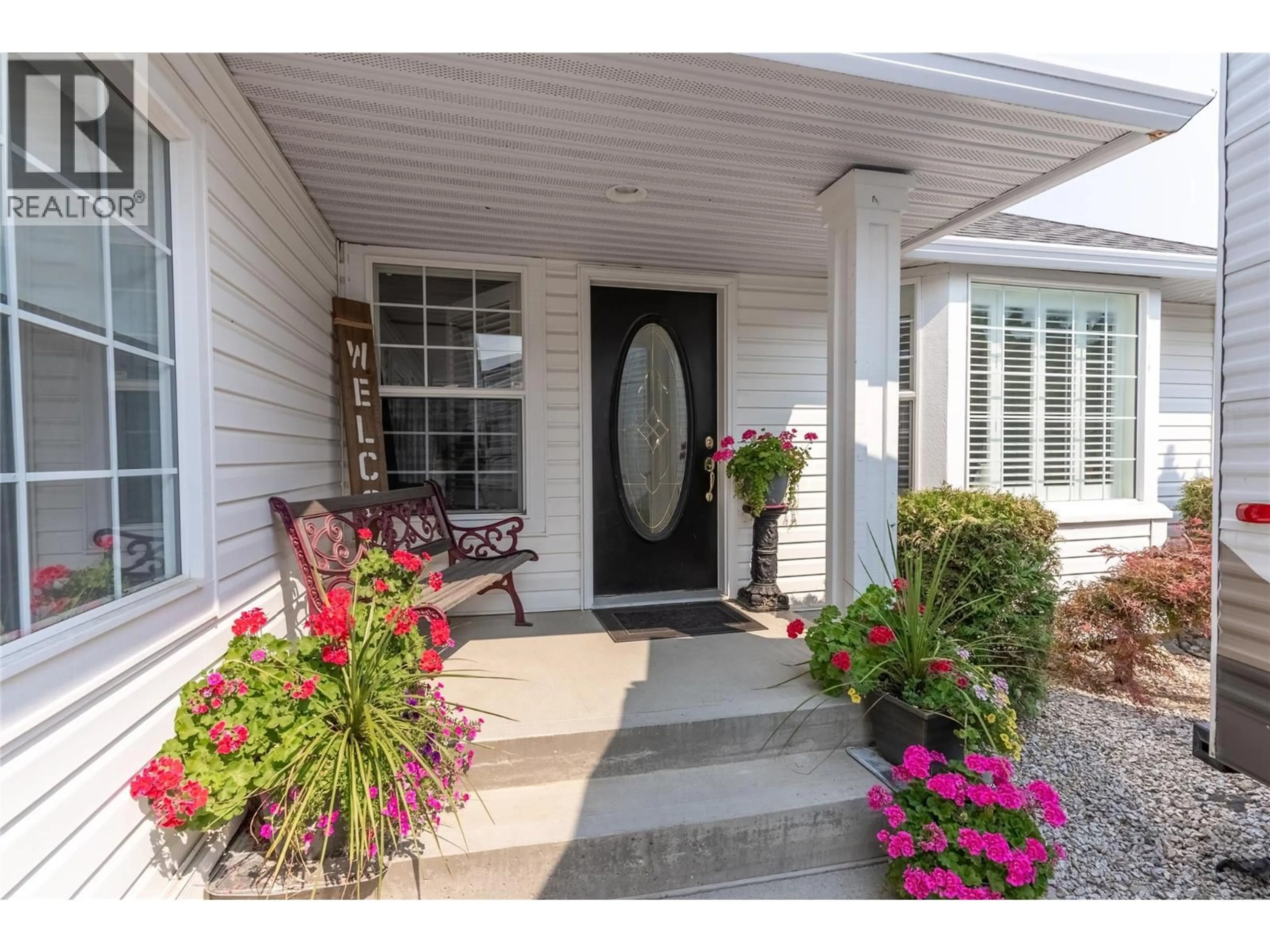 Indoor entryway for 2375 CANONGATE PLACE, Kamloops British Columbia V1S1W8