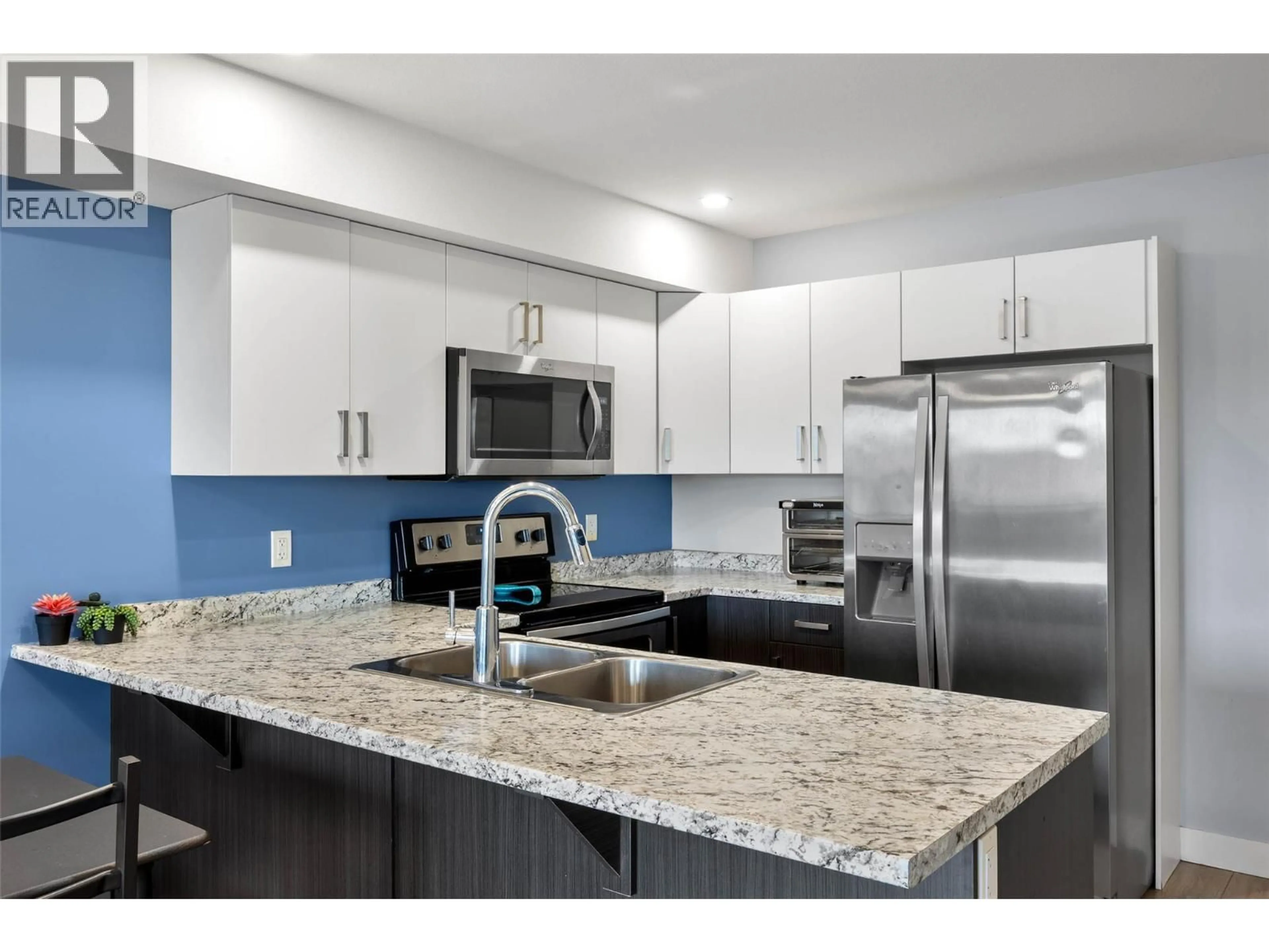 Open concept kitchen, ceramic/tile floor for 321 - 5170 DALLAS DRIVE, Kamloops British Columbia V2C0C7