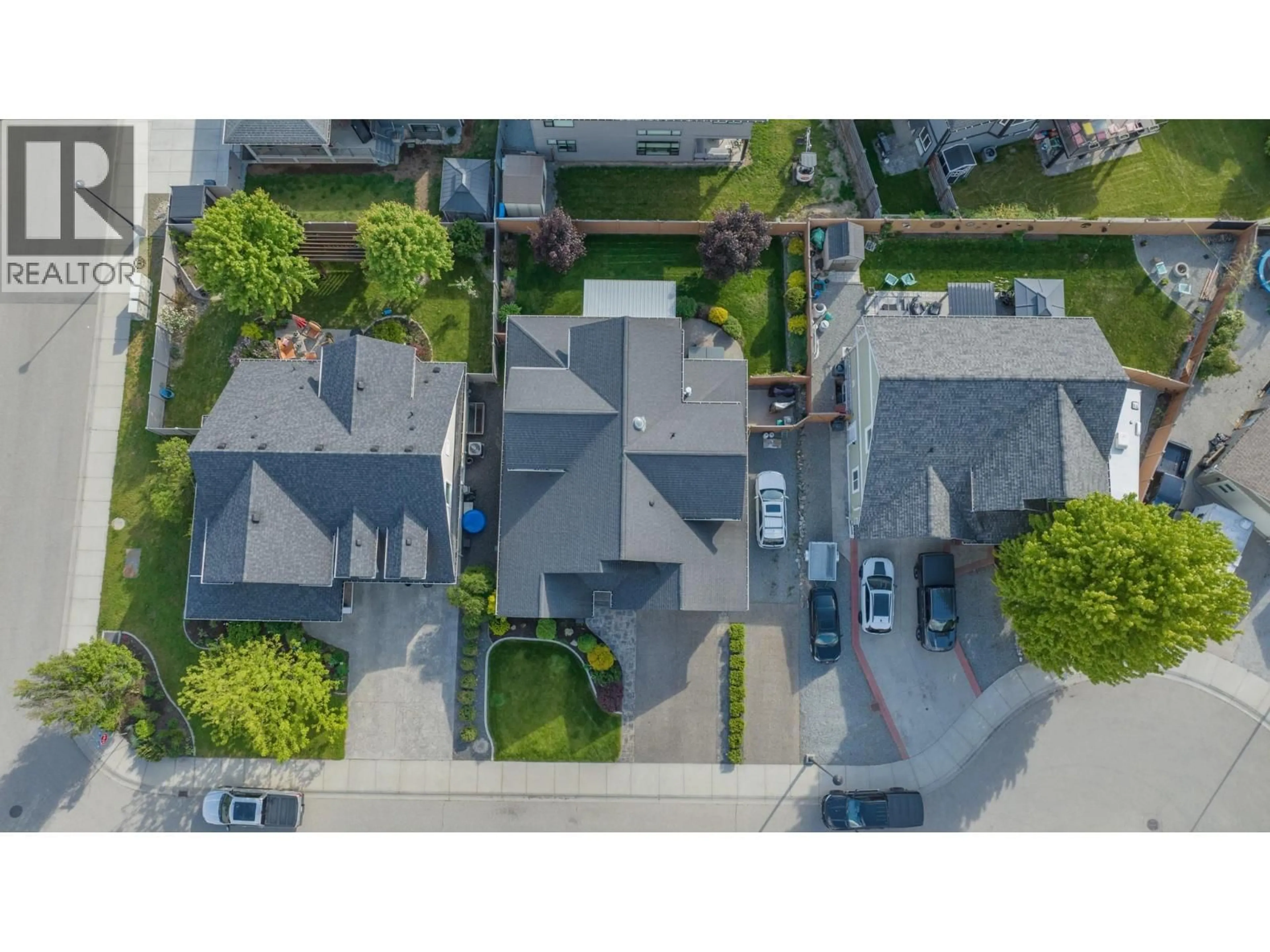 A pic from outside/outdoor area/front of a property/back of a property/a pic from drone, street for 3905 RANKINE PLACE, Armstrong British Columbia V4Y0X9