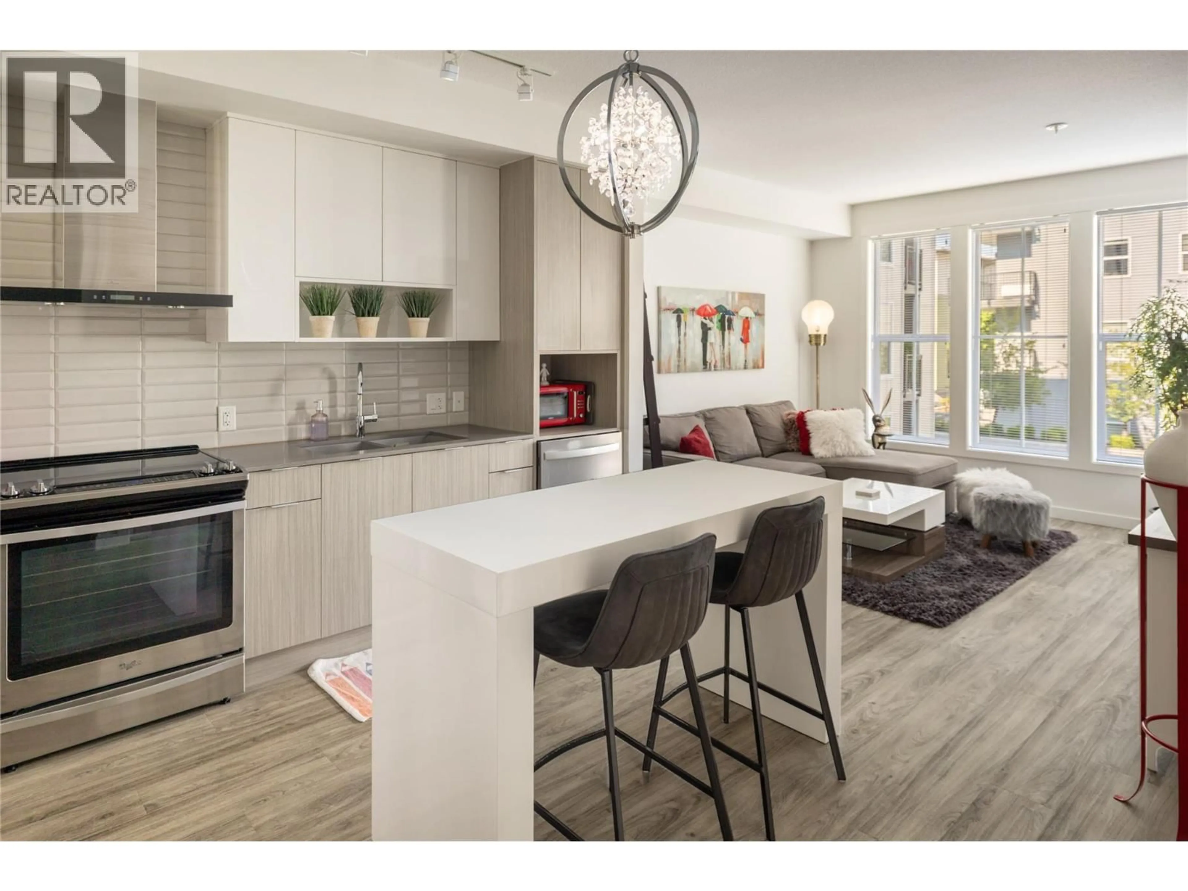 Open concept kitchen, unknown for 210 - 1775 CHAPMAN PLACE, Kelowna British Columbia V1Y0G3