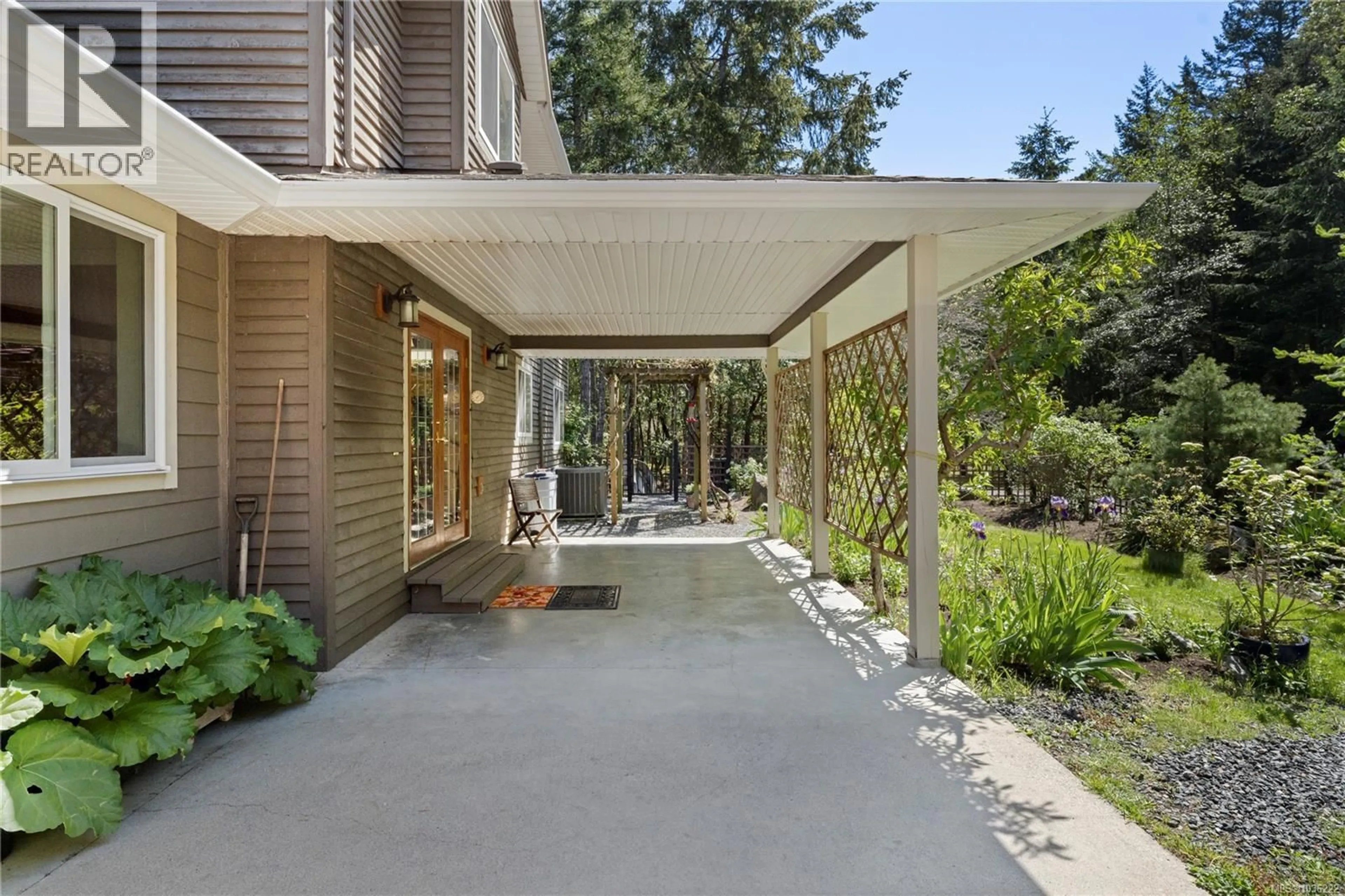 Patio, street for 2800 BOYD DRIVE, Nanoose Bay British Columbia V9P9E9