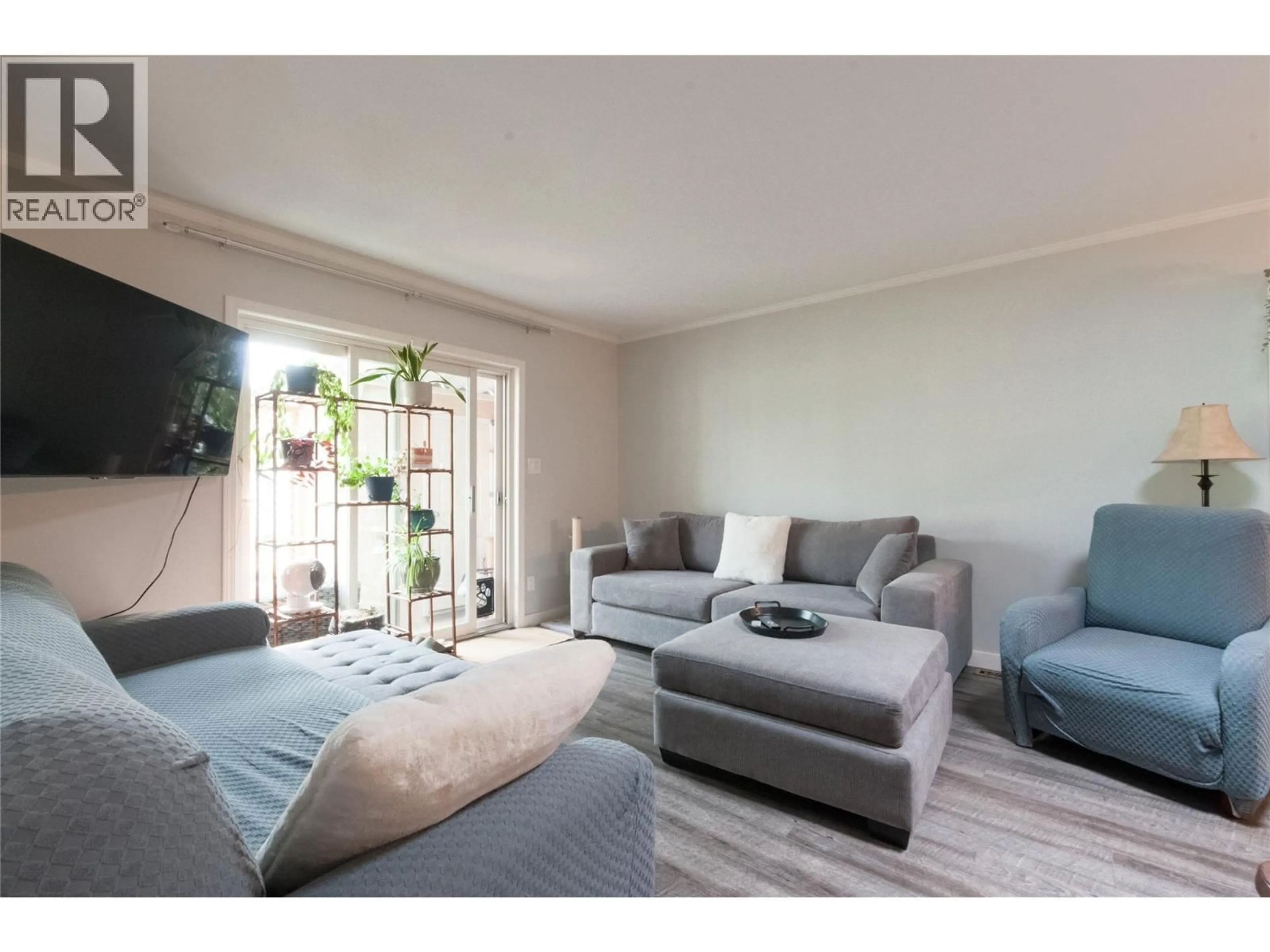 Living room with furniture, unknown for 9 - 115 REDWING PLACE, Oliver British Columbia V0H1T4
