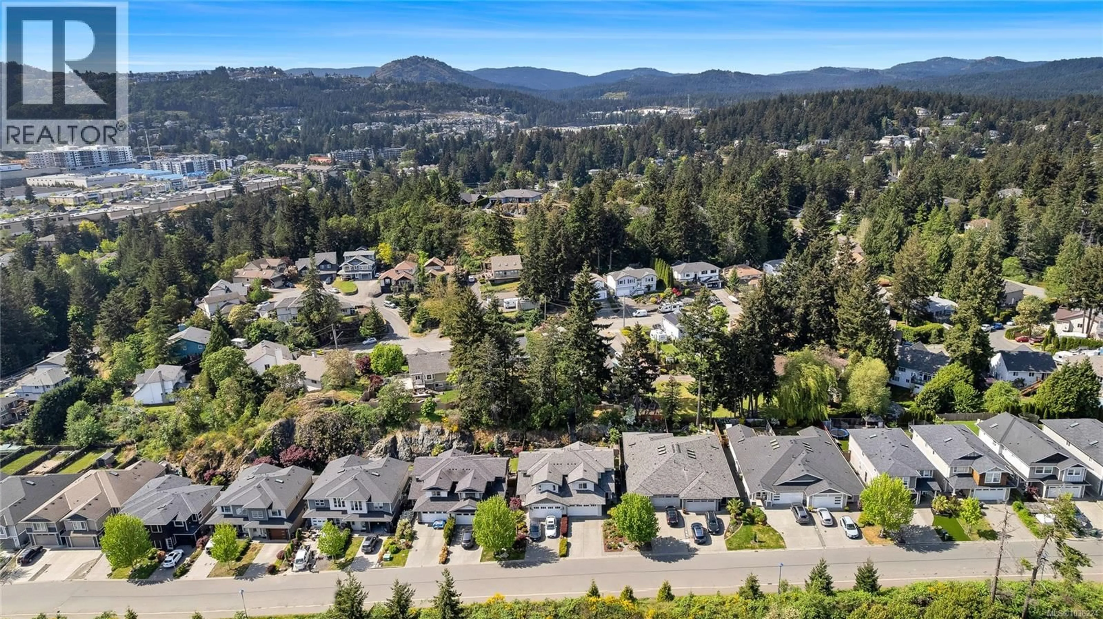 A pic from outside/outdoor area/front of a property/back of a property/a pic from drone, mountain view for 233 BELLAMY LINK, Langford British Columbia V9M0R8