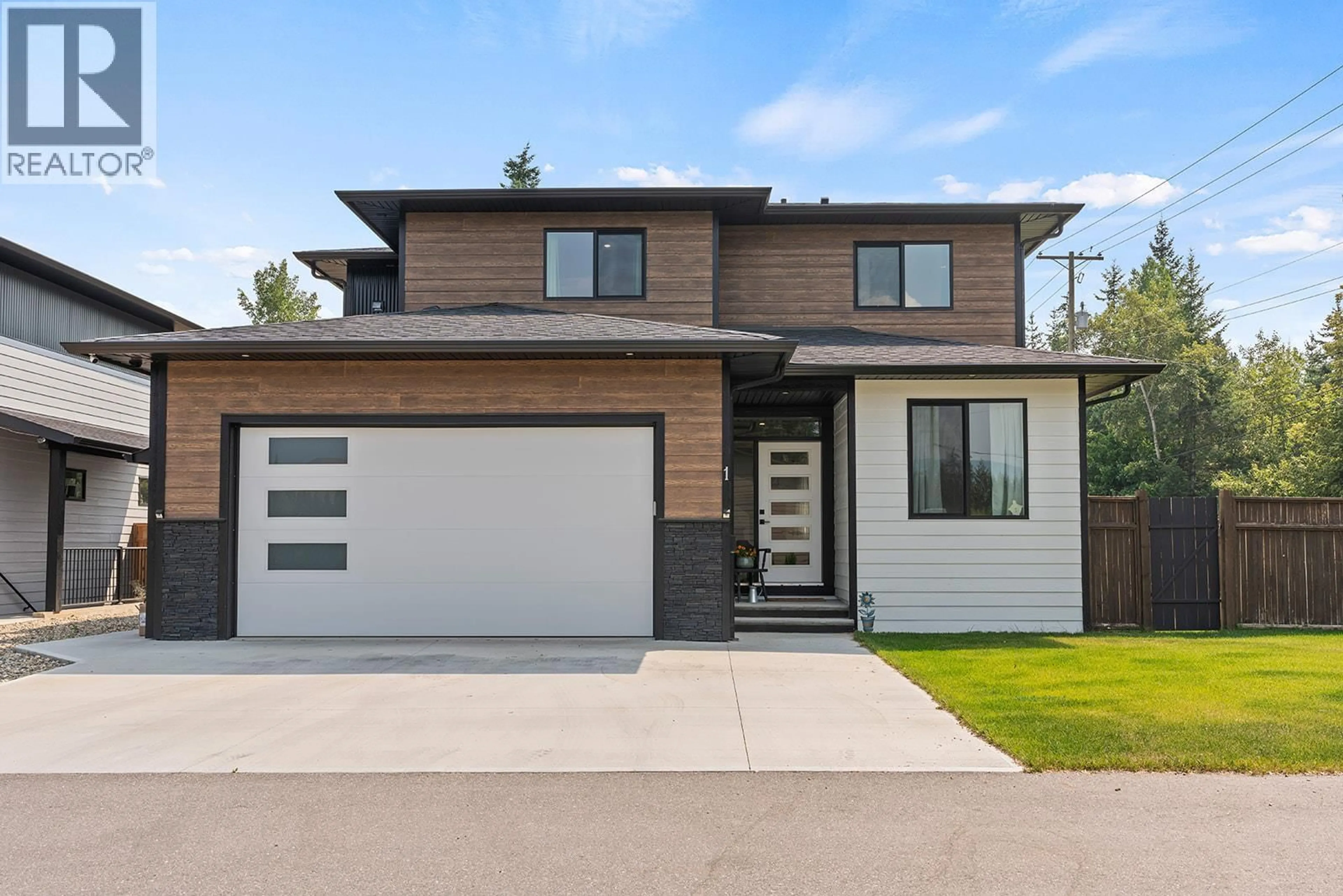 Unknown for 1 - 1441 20 AVENUE SOUTHEAST, Salmon Arm British Columbia V1E2M9