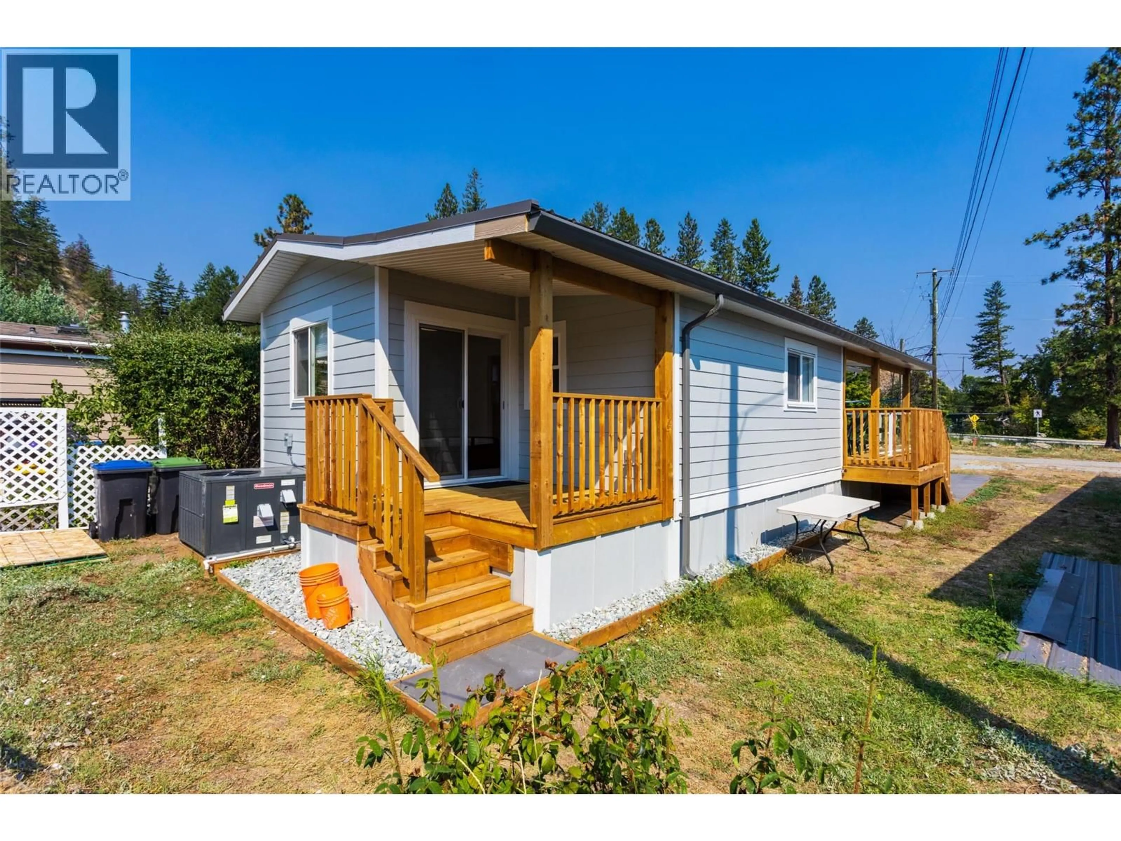 Home with vinyl exterior material, unknown for 5 - 6711 HWY 97 SOUTH HIGHWAY, Peachland British Columbia V0H1X9