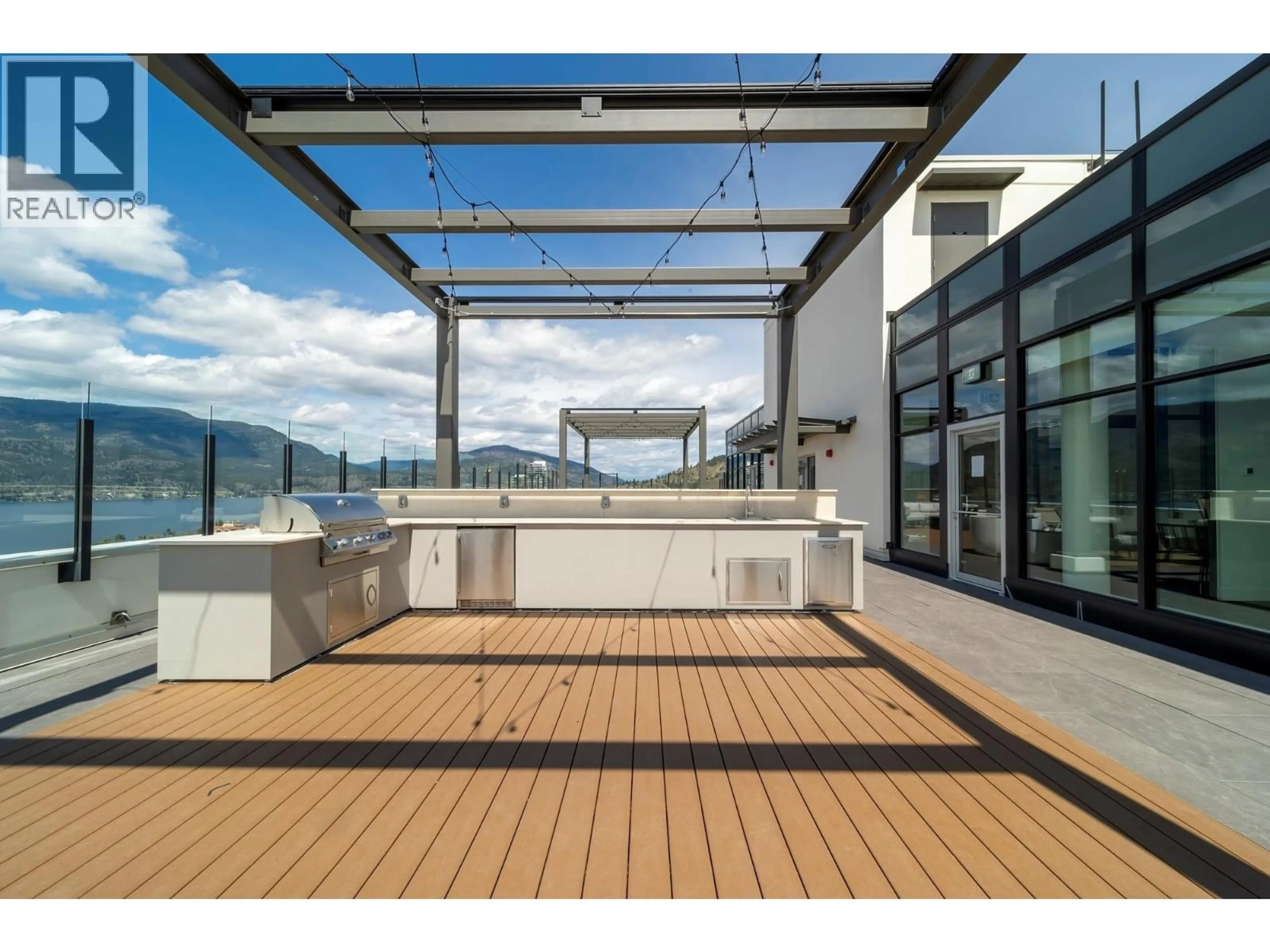 Patio, mountain view for 703 - 1471 ST PAUL STREET, Kelowna British Columbia V1Y6P1