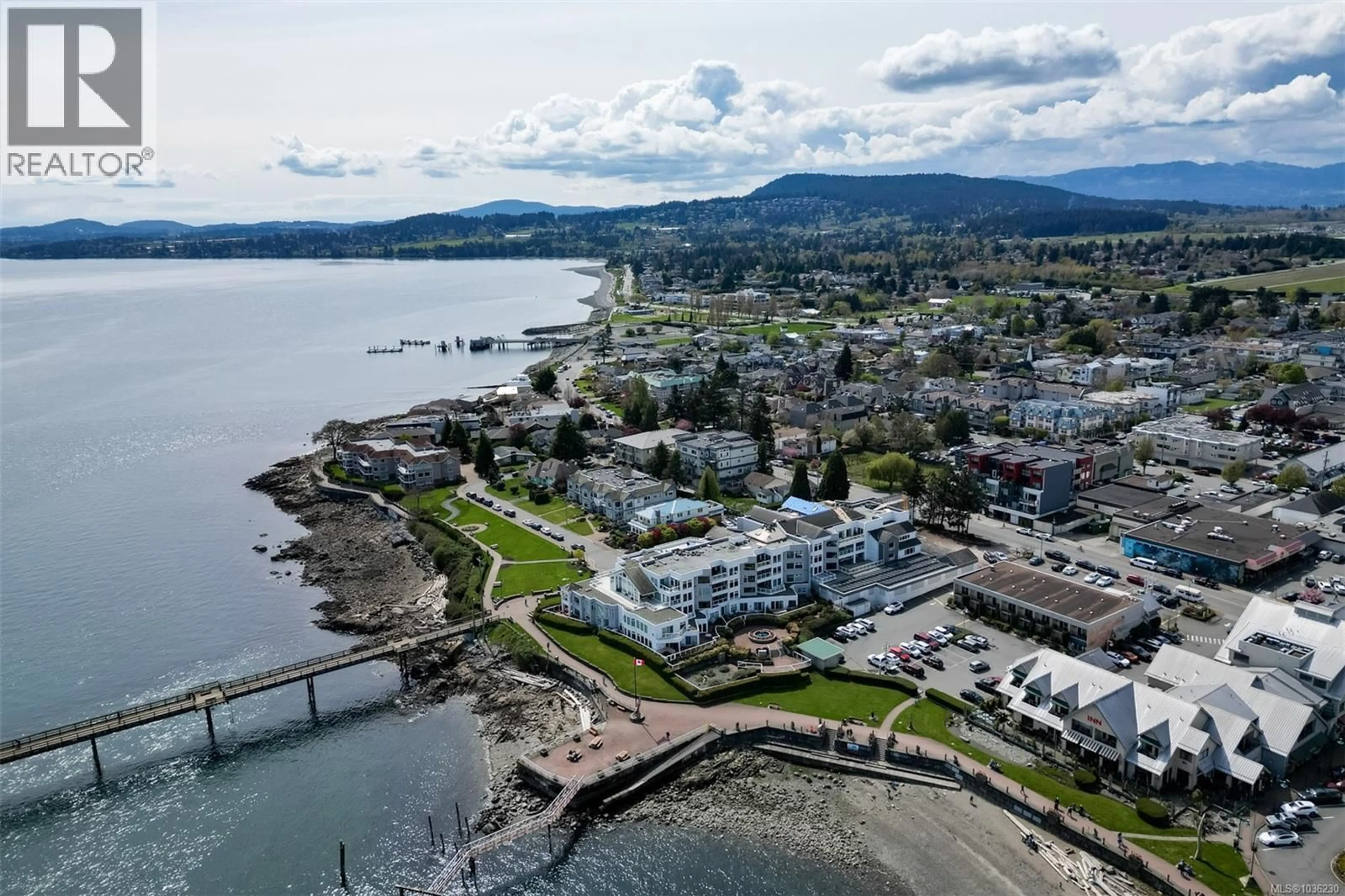 A pic from outside/outdoor area/front of a property/back of a property/a pic from drone, water/lake/river/ocean view for 2535 BEVAN AVENUE, Sidney British Columbia V8L1W5