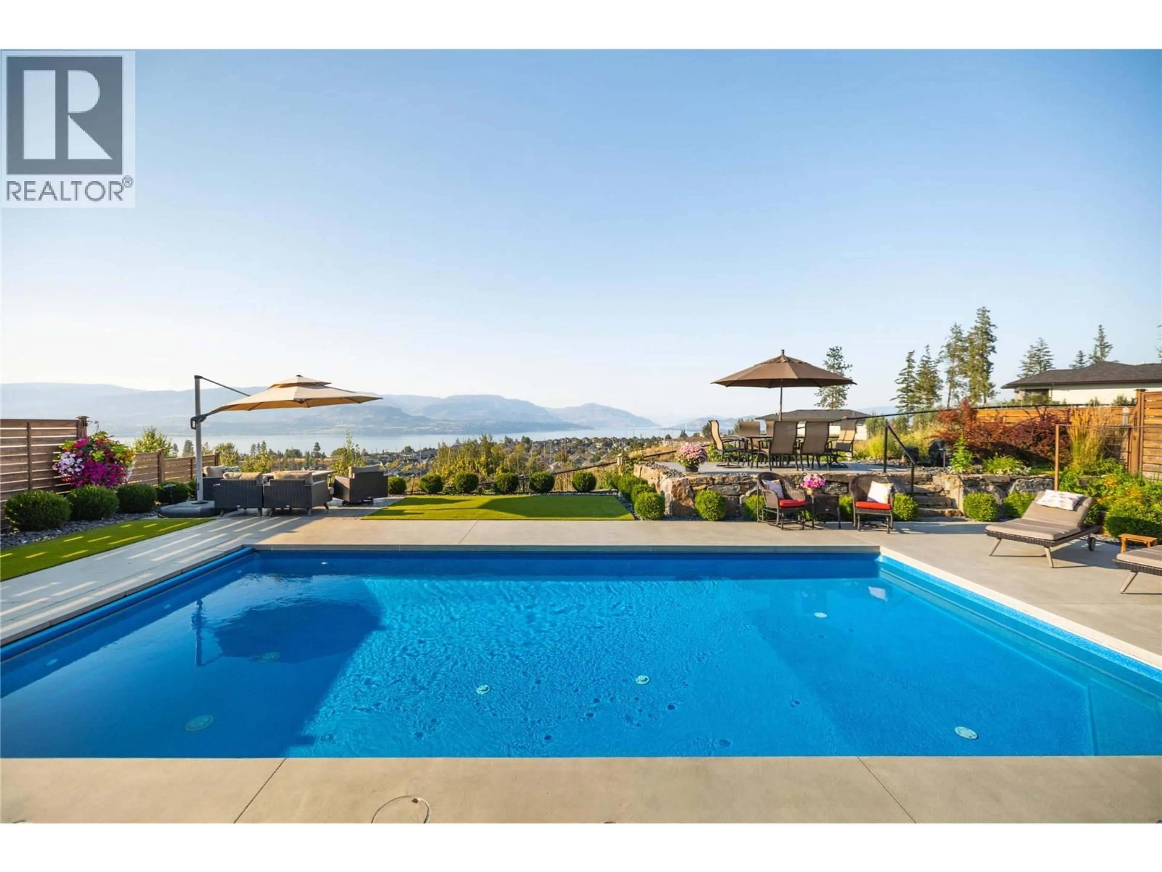 Pool for 5640 MOUNTAINSIDE DRIVE, Kelowna British Columbia V1W4L6