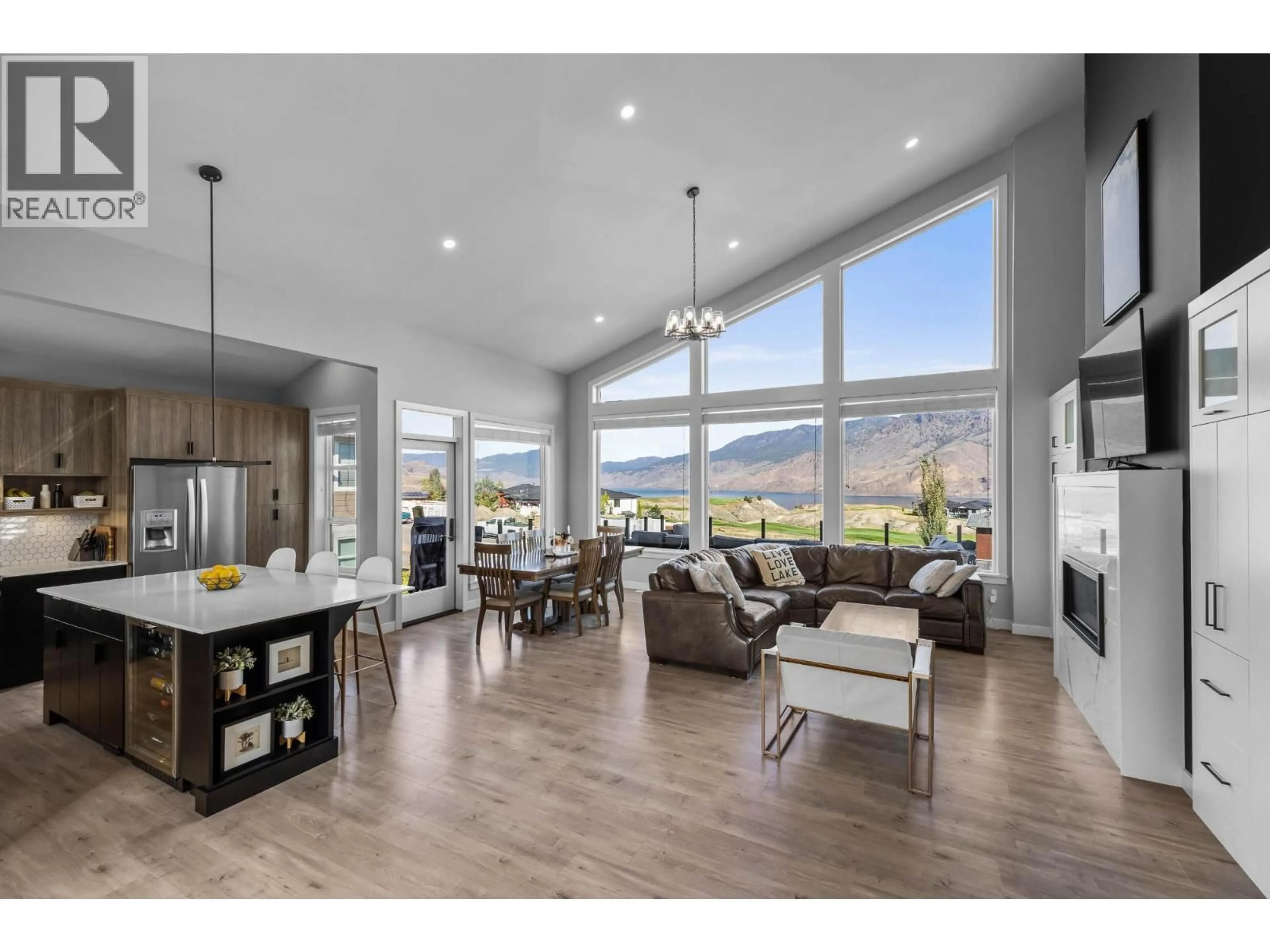 Open concept kitchen, unknown for 161 RUE CHEVAL NOIR OTHER, Kamloops British Columbia V1S0B3