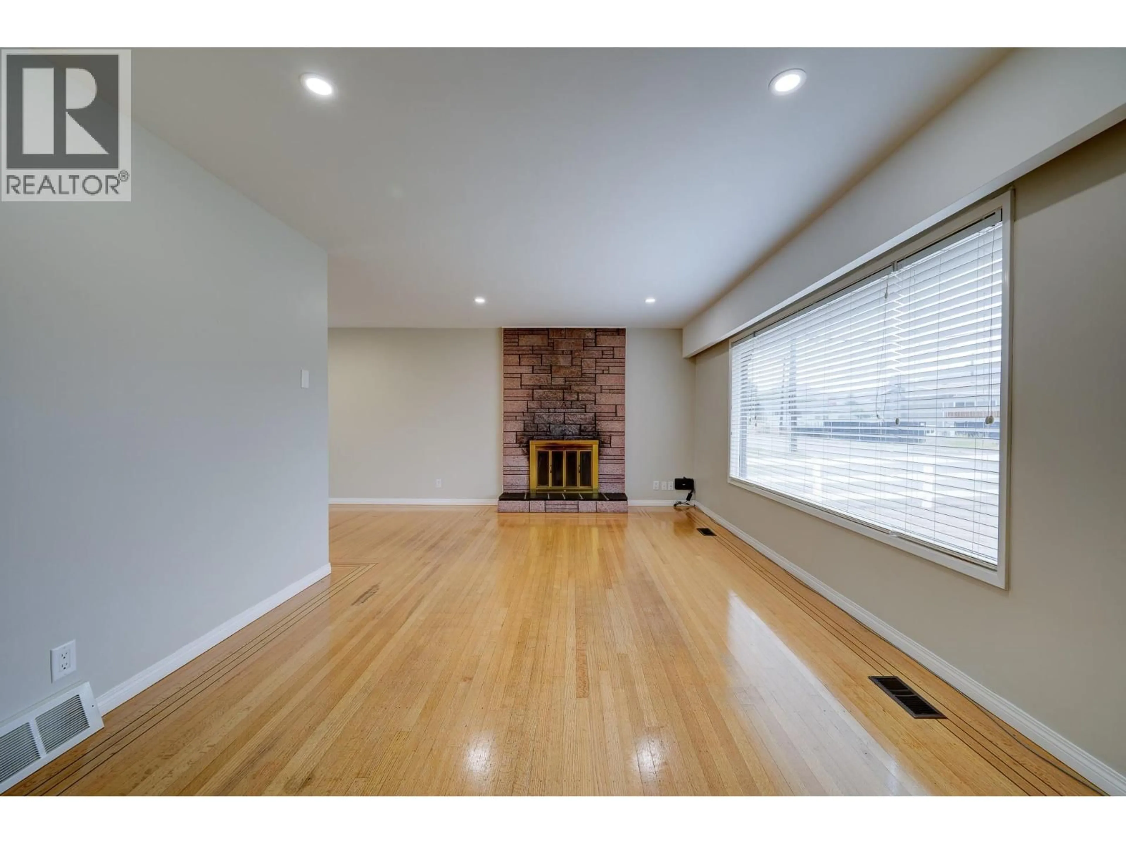 Unknown for 729 MACKENZIE AVENUE, Kamloops British Columbia V2B3W1