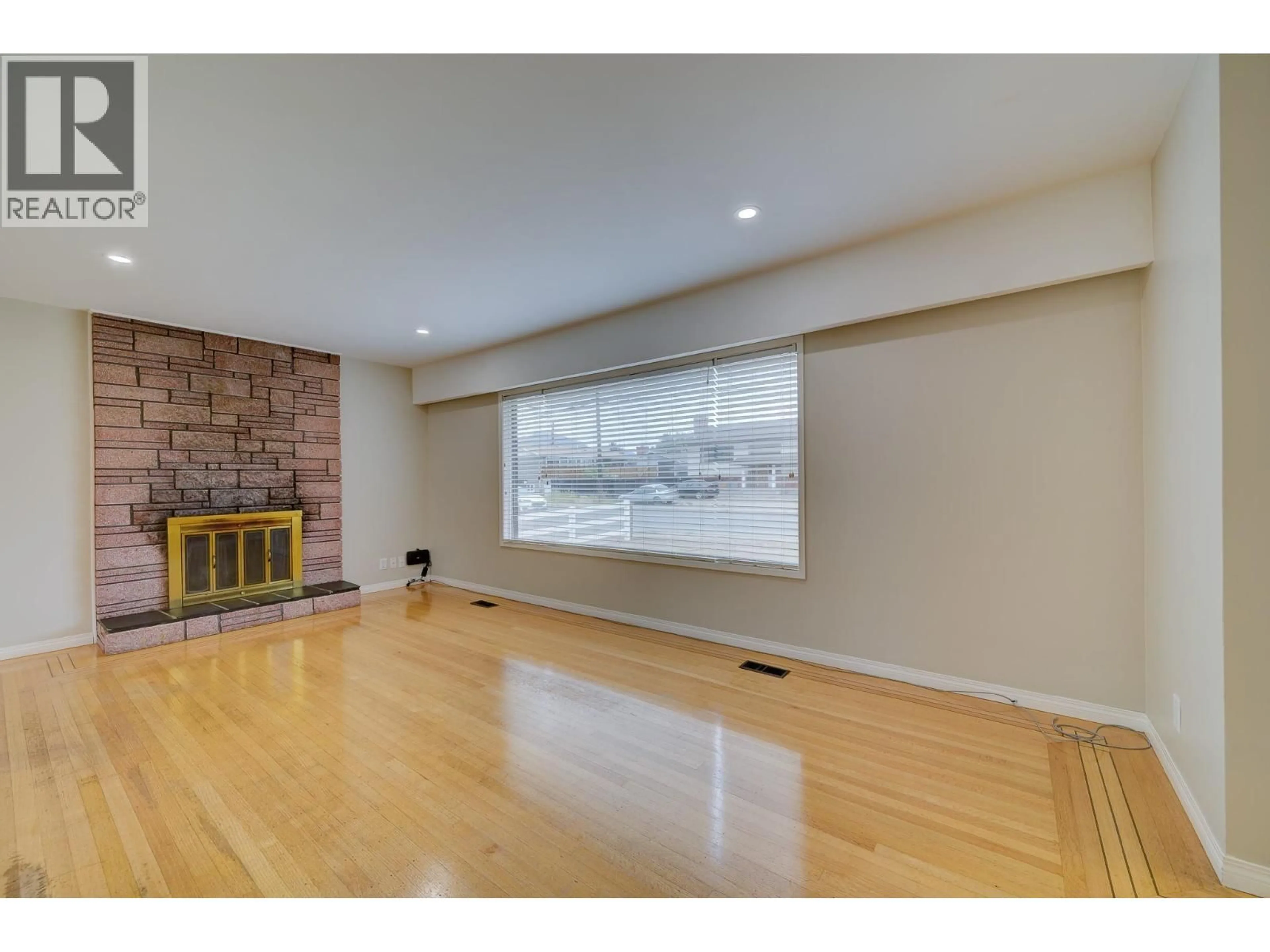 Unknown for 729 MACKENZIE AVENUE, Kamloops British Columbia V2B3W1