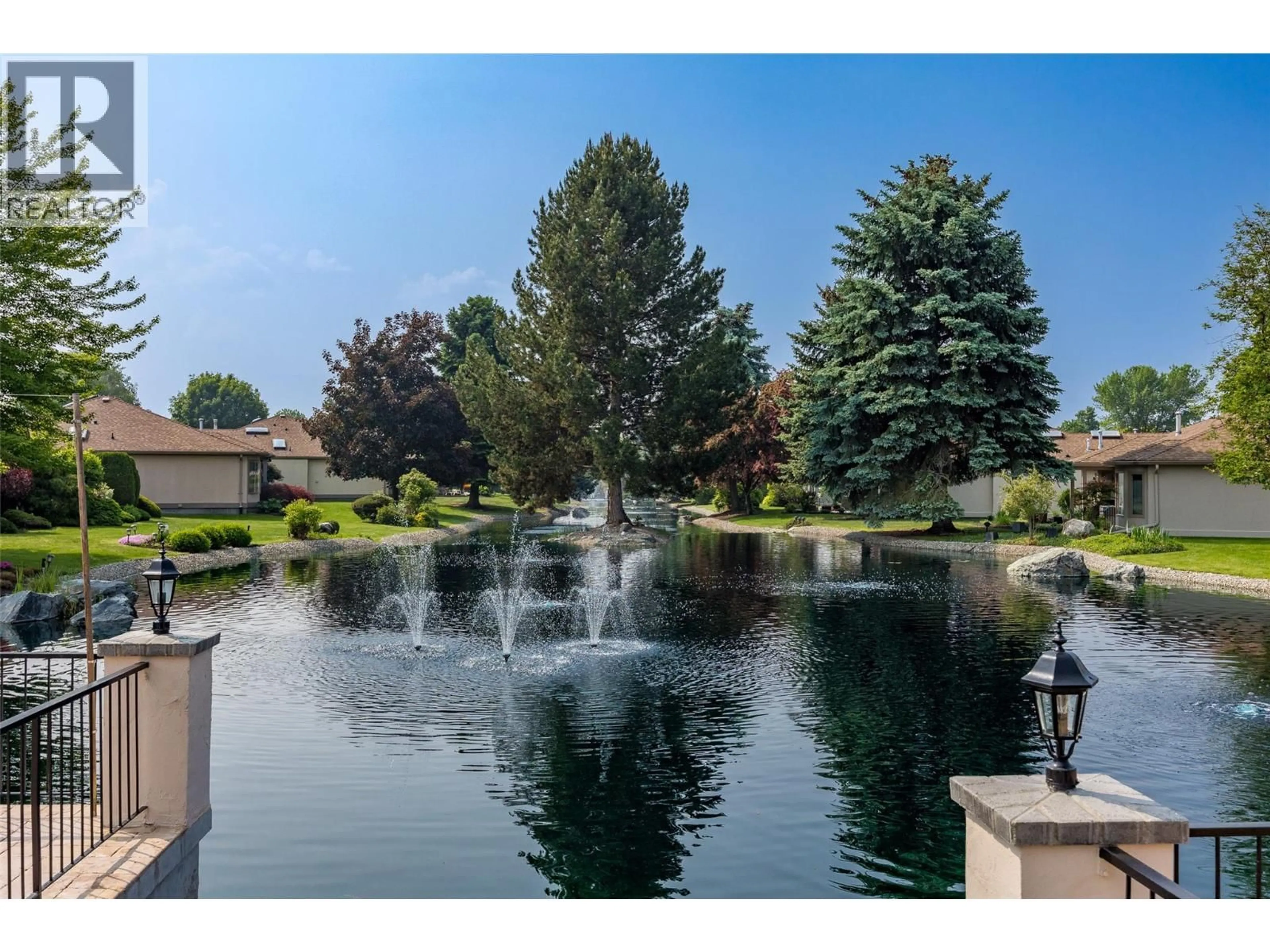 Pool for 68 - 1201 CAMERON AVENUE, Kelowna British Columbia V1W3R8