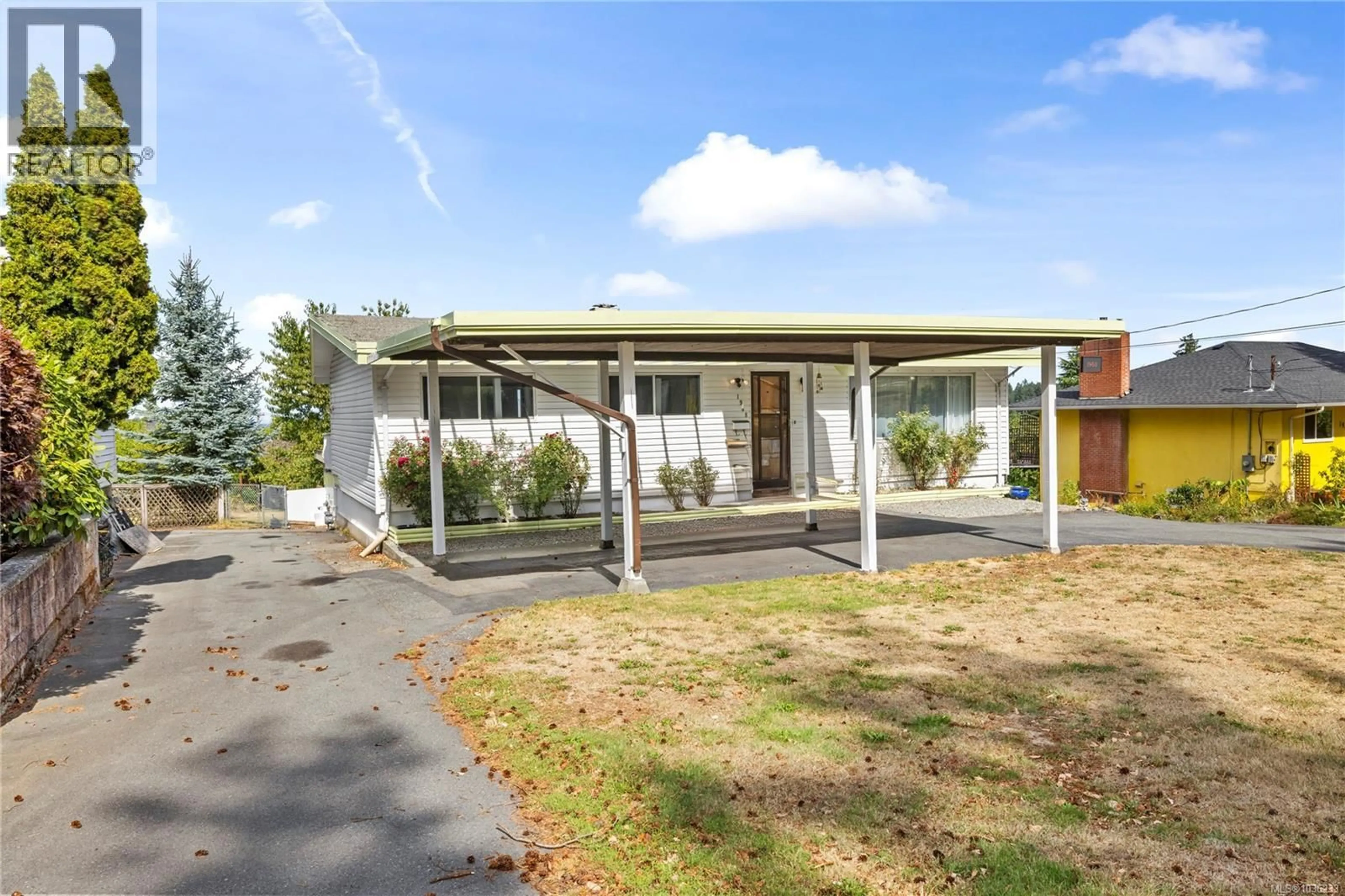 A pic from outside/outdoor area/front of a property/back of a property/a pic from drone, street for 1968 ESTEVAN ROAD, Nanaimo British Columbia V9S3Z2