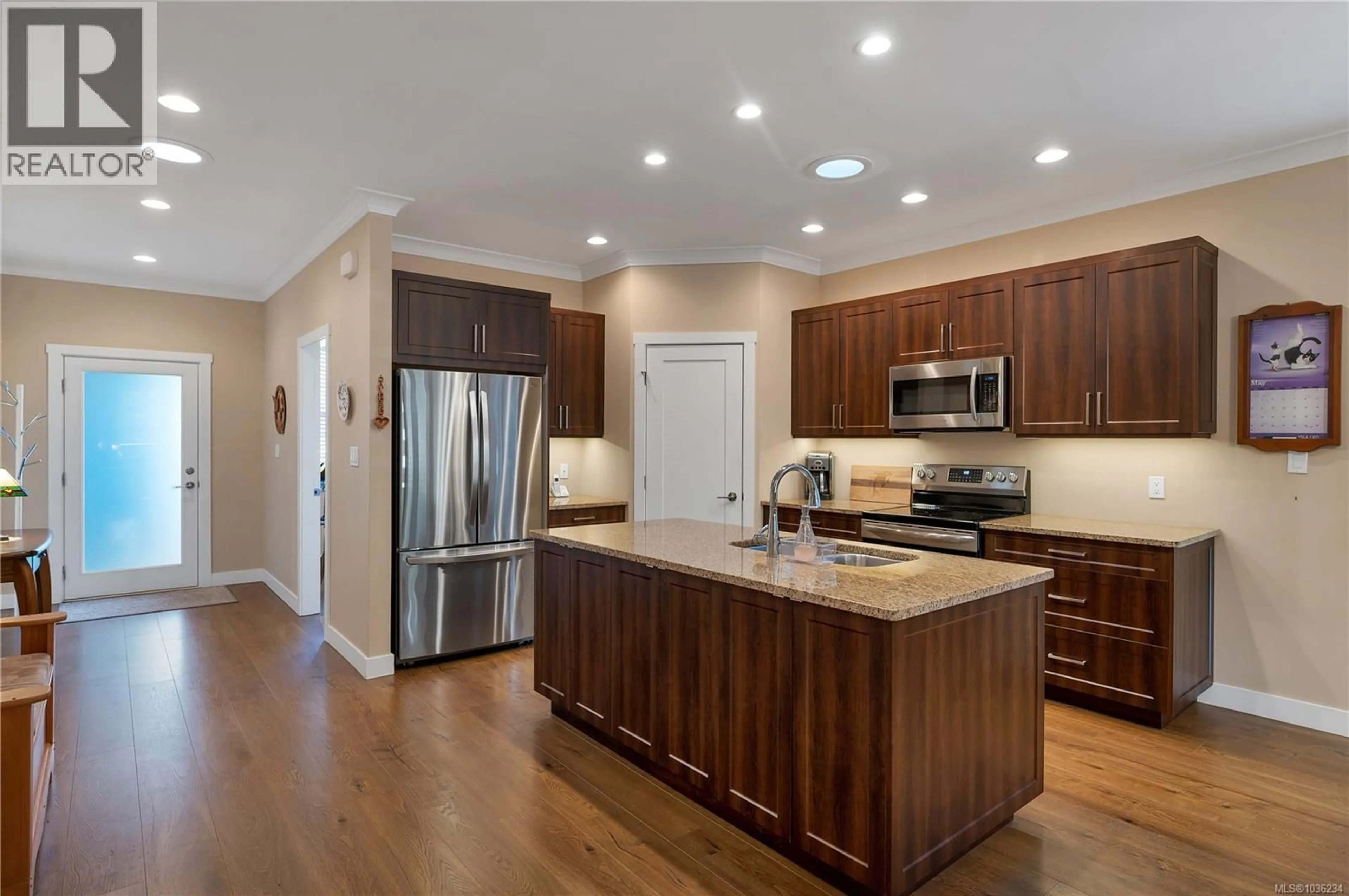 Open concept kitchen, unknown for 109 - 2006 SIERRA DRIVE, Campbell River British Columbia V9H1V6