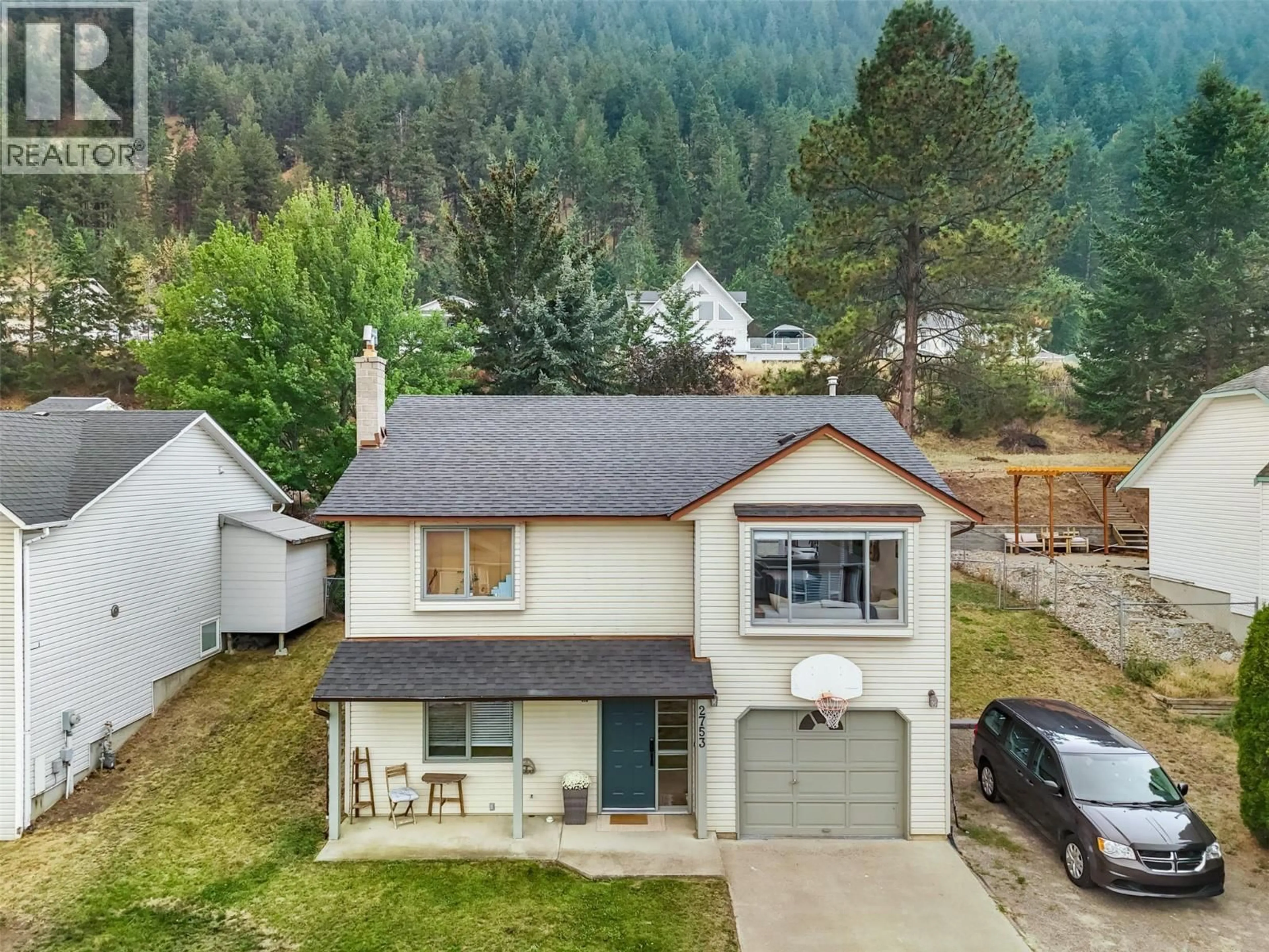 A pic from outside/outdoor area/front of a property/back of a property/a pic from drone, unknown for 2753 QU'APPELLE BOULEVARD, Kamloops British Columbia V2E2J9