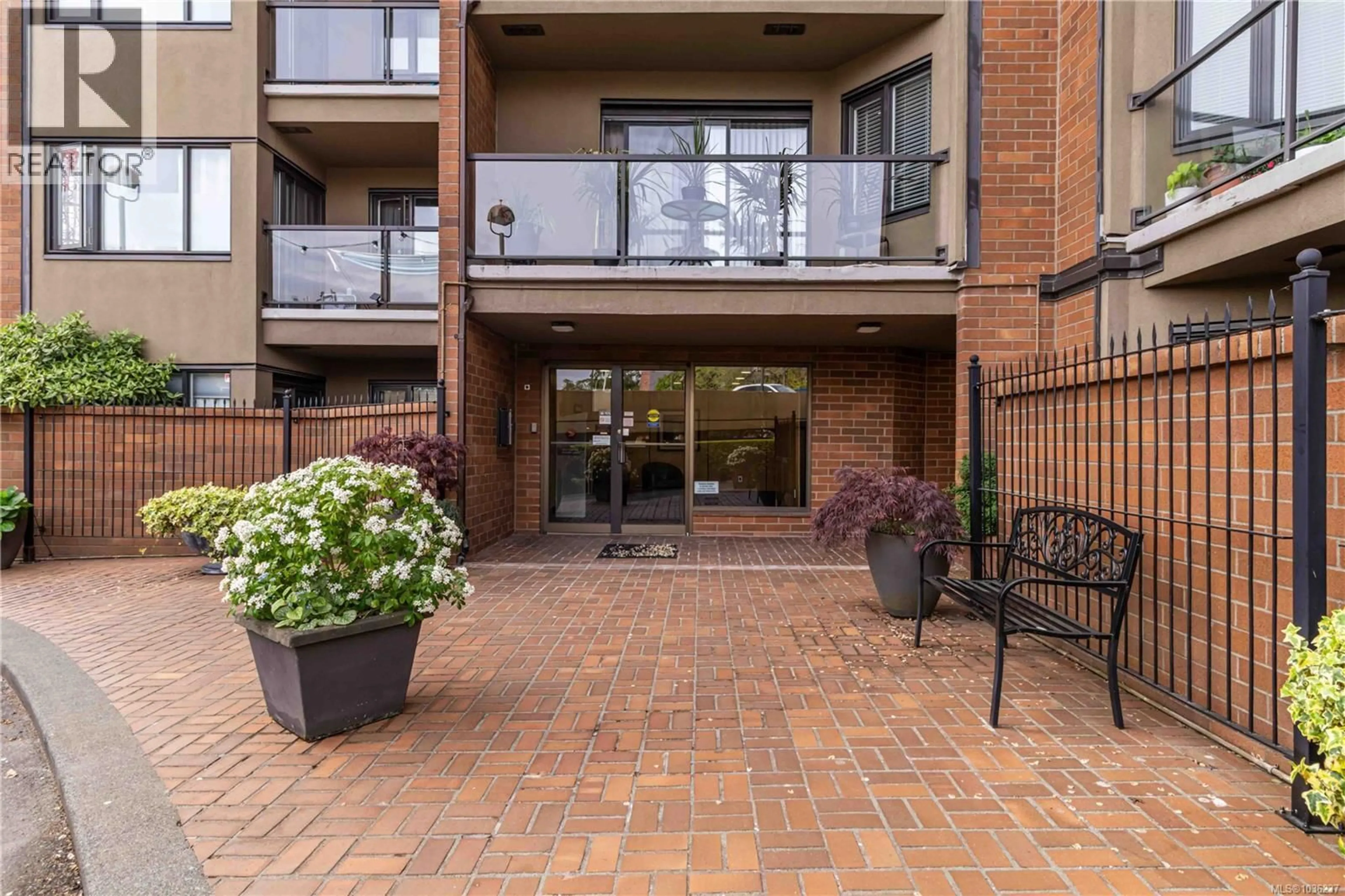 Patio, unknown for 509 - 103 GORGE ROAD EAST, Victoria British Columbia V9A6Z2
