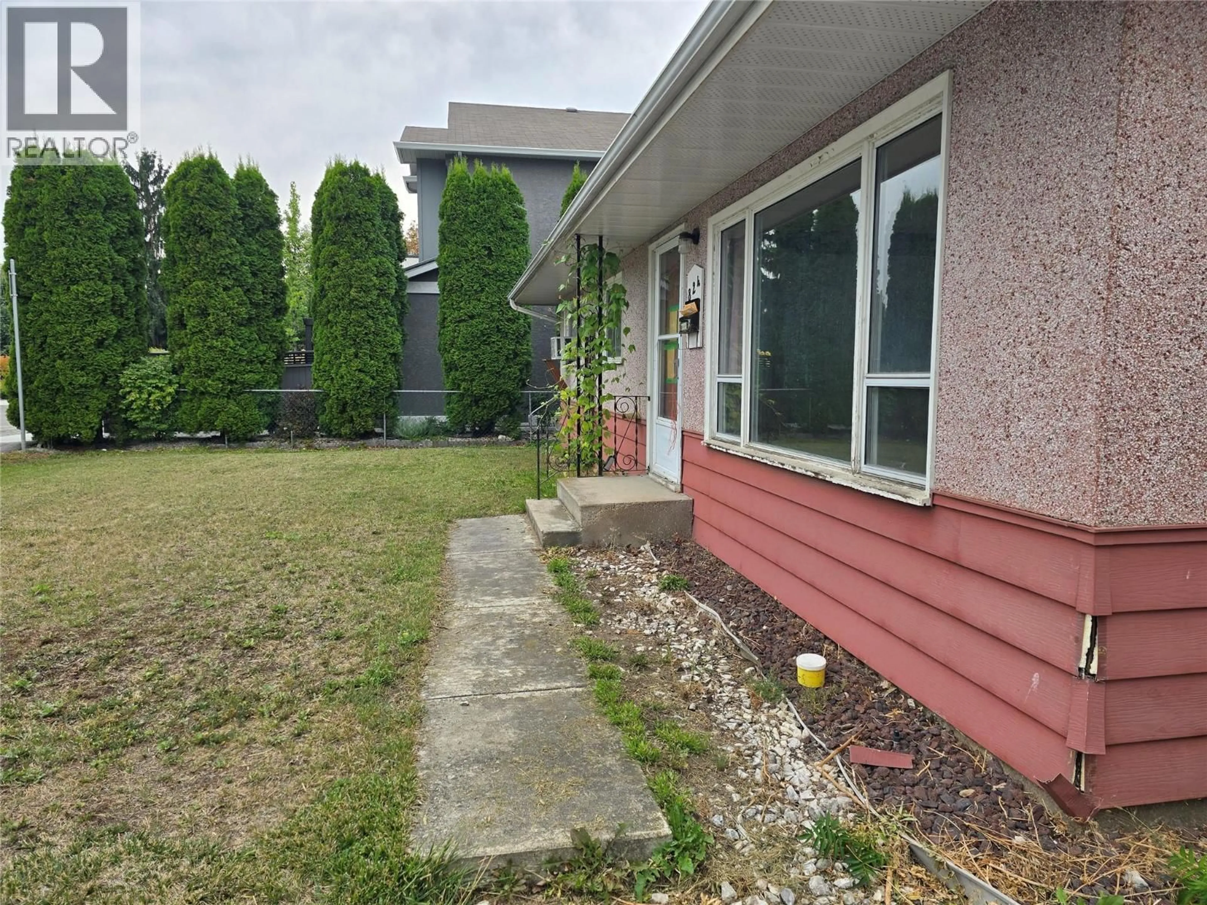 Unknown for 824 GRENFELL AVENUE, Kelowna British Columbia V1Y5J4
