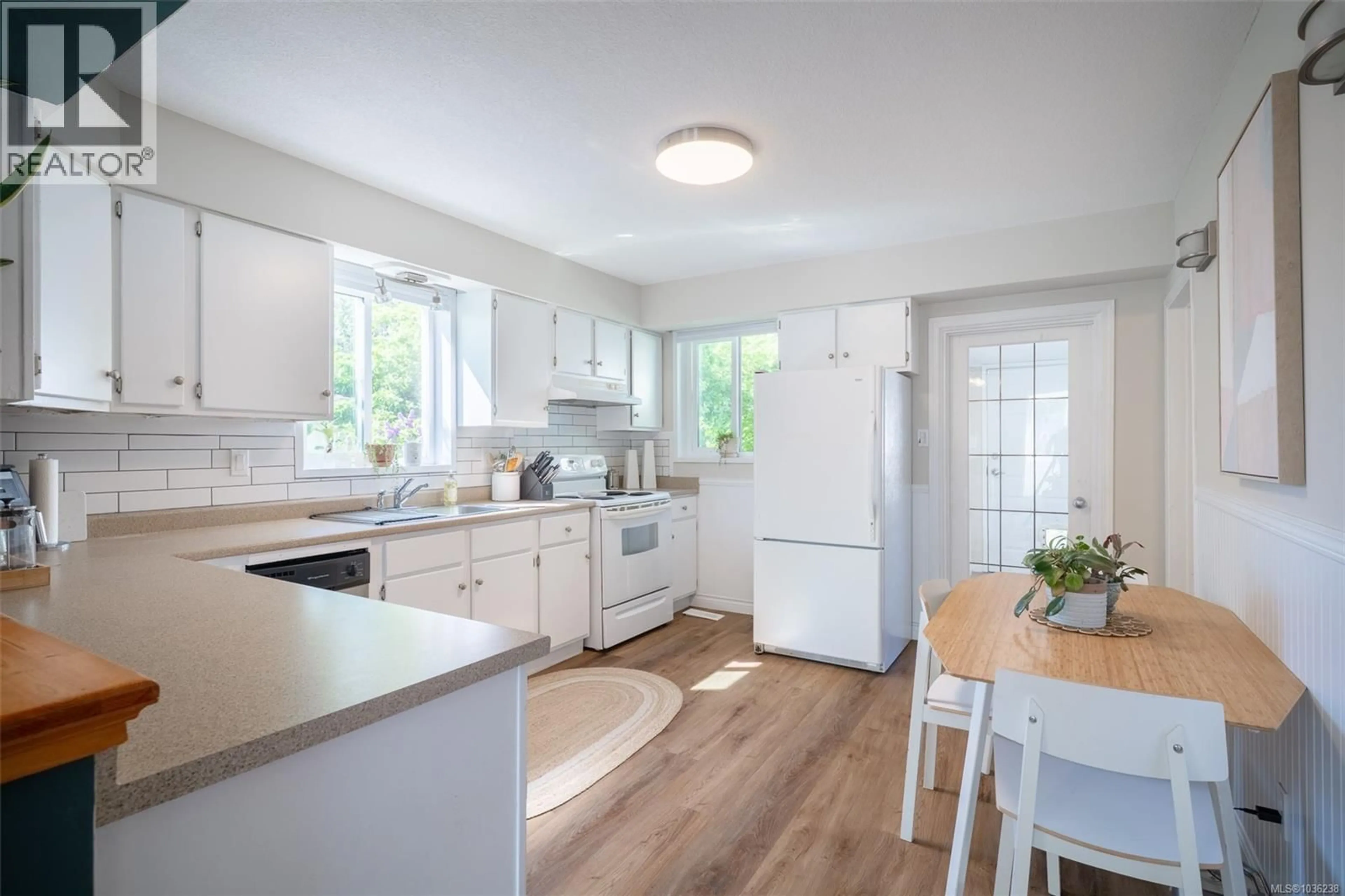 Open concept kitchen, unknown for 4565 LATHOM ROAD, Port Alberni British Columbia V9Y5S8