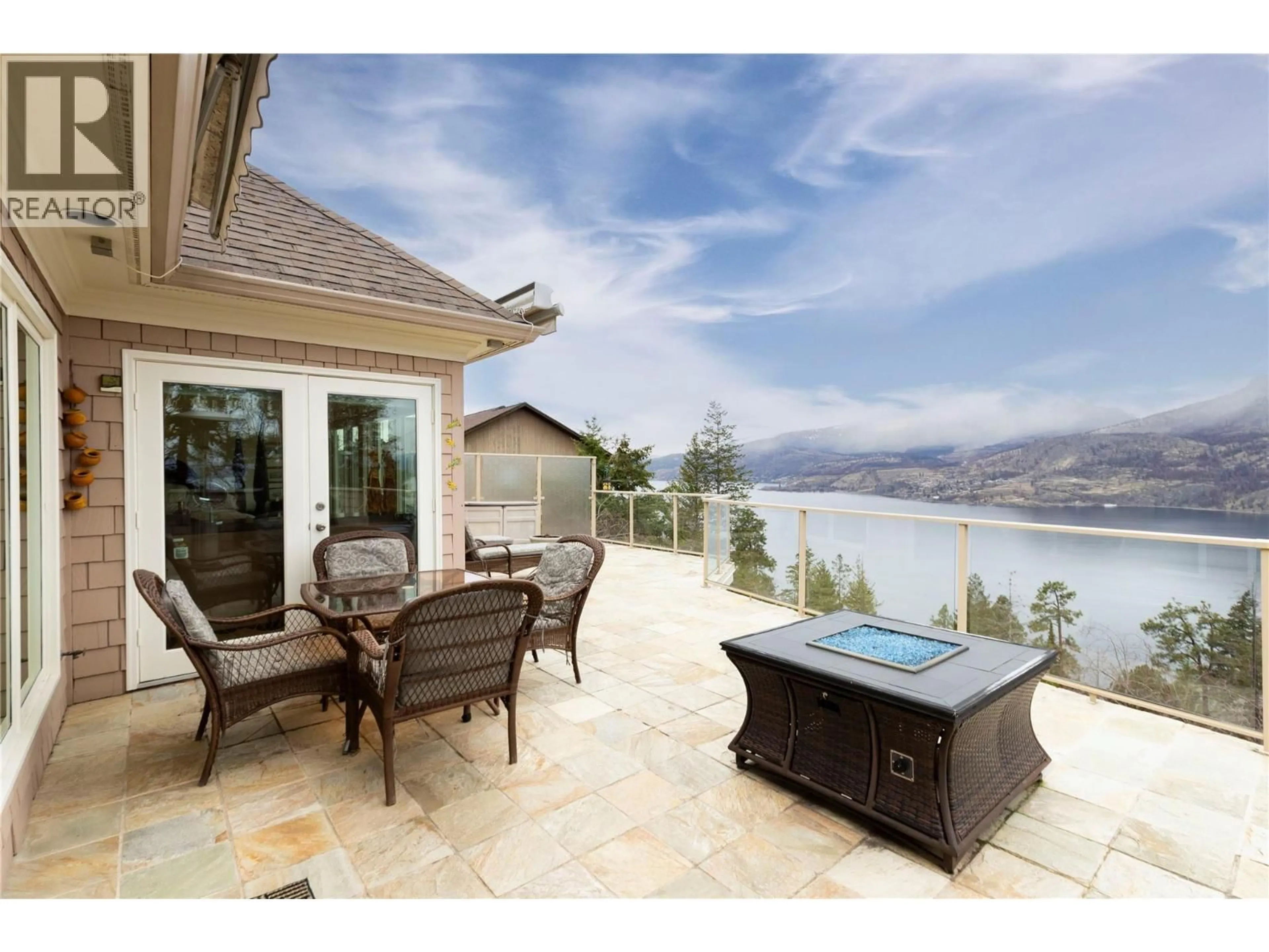 Patio, water/lake/river/ocean view for 1116 LYNN COURT, Kelowna British Columbia V1Y1H1