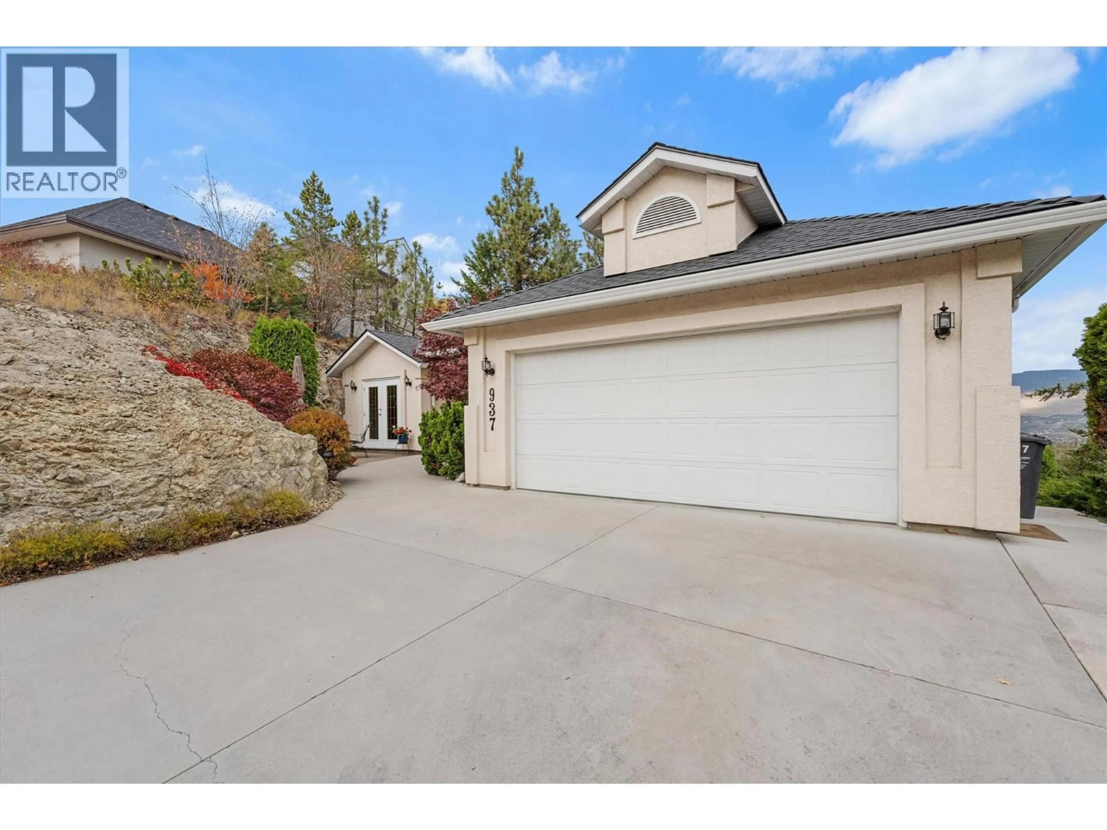 Unknown for 937 SKEENA COURT, Kelowna British Columbia V1V2B3