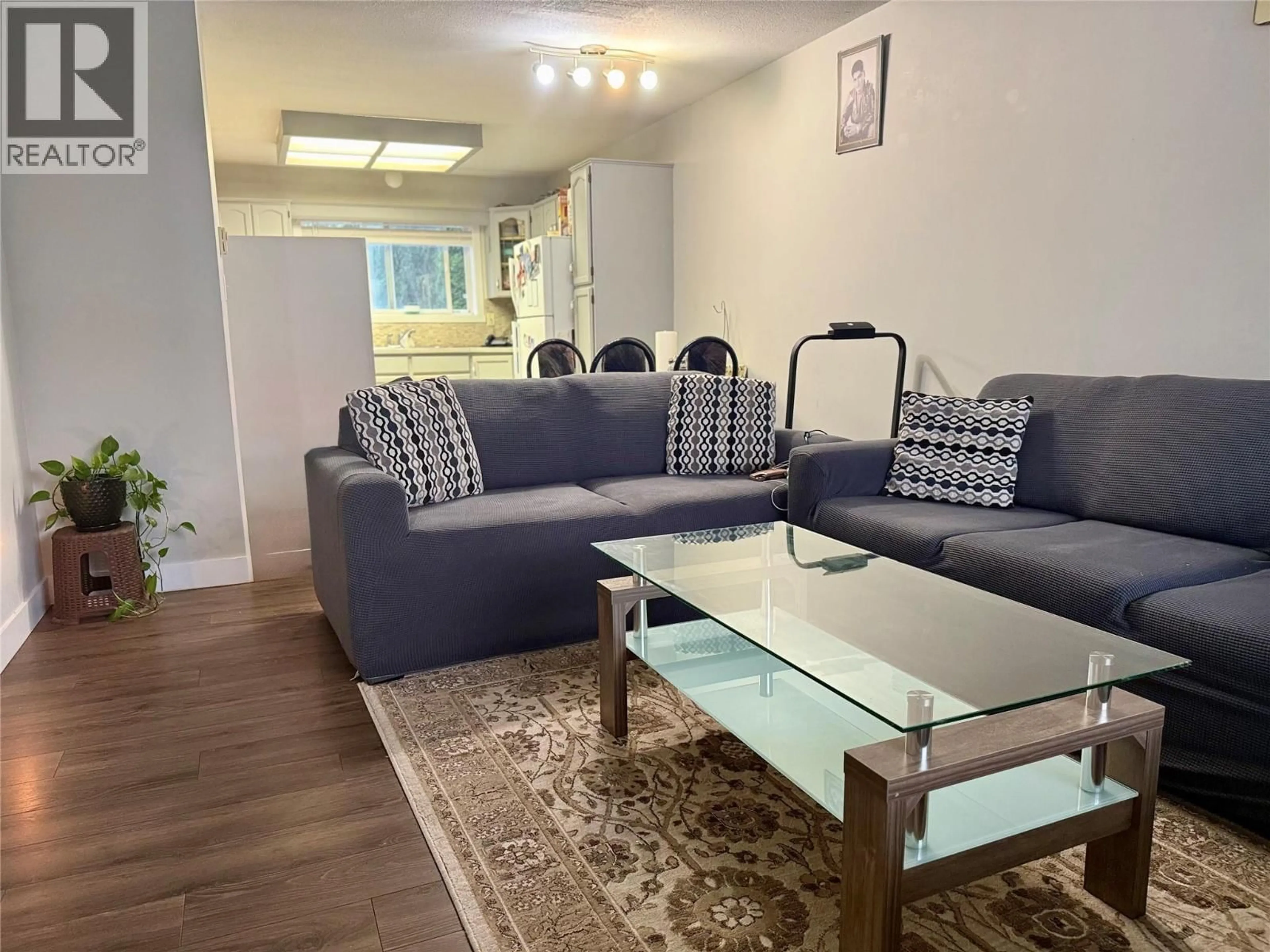 Living room with furniture, unknown for 103 - 3412 SOUTH MAIN STREET, Penticton British Columbia V2A5J6