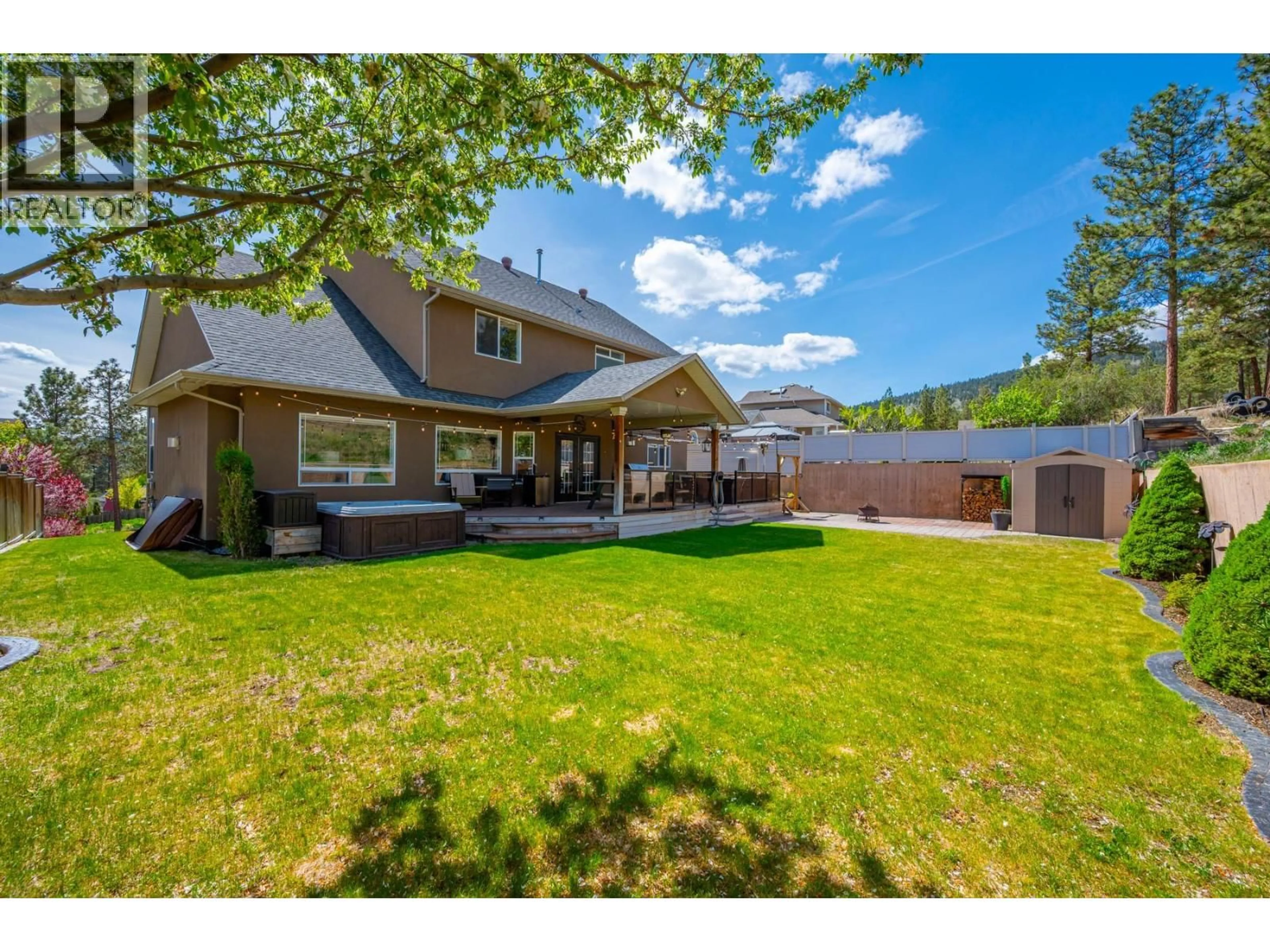 A pic from outside/outdoor area/front of a property/back of a property/a pic from drone, mountain view for 4150 WALTERS STREET, Merritt British Columbia V1K1C6