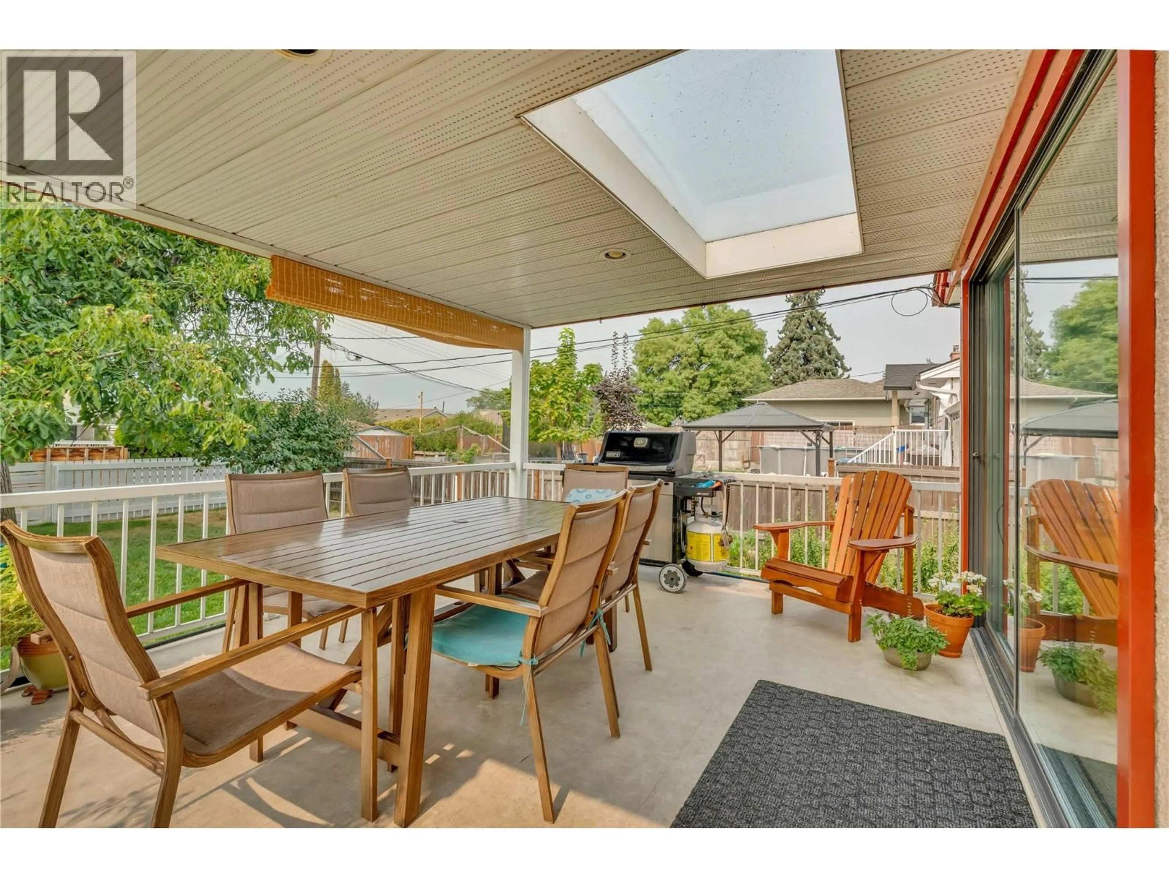 Patio, street for 1467 MANITOBA STREET, Penticton British Columbia V2A5A3