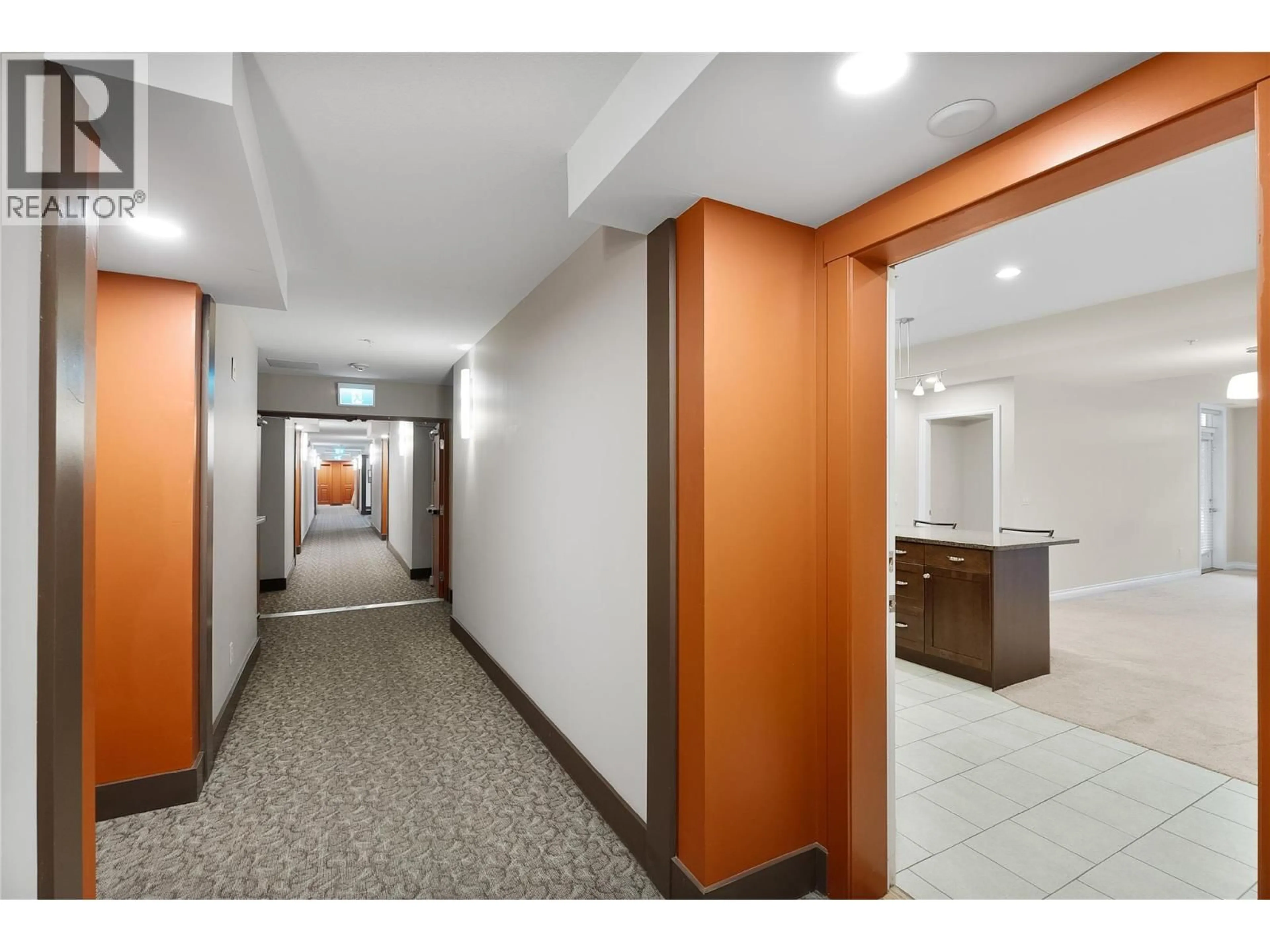 Indoor foyer for 2107 - 3843 BROWN ROAD, West Kelowna British Columbia V4T2J3