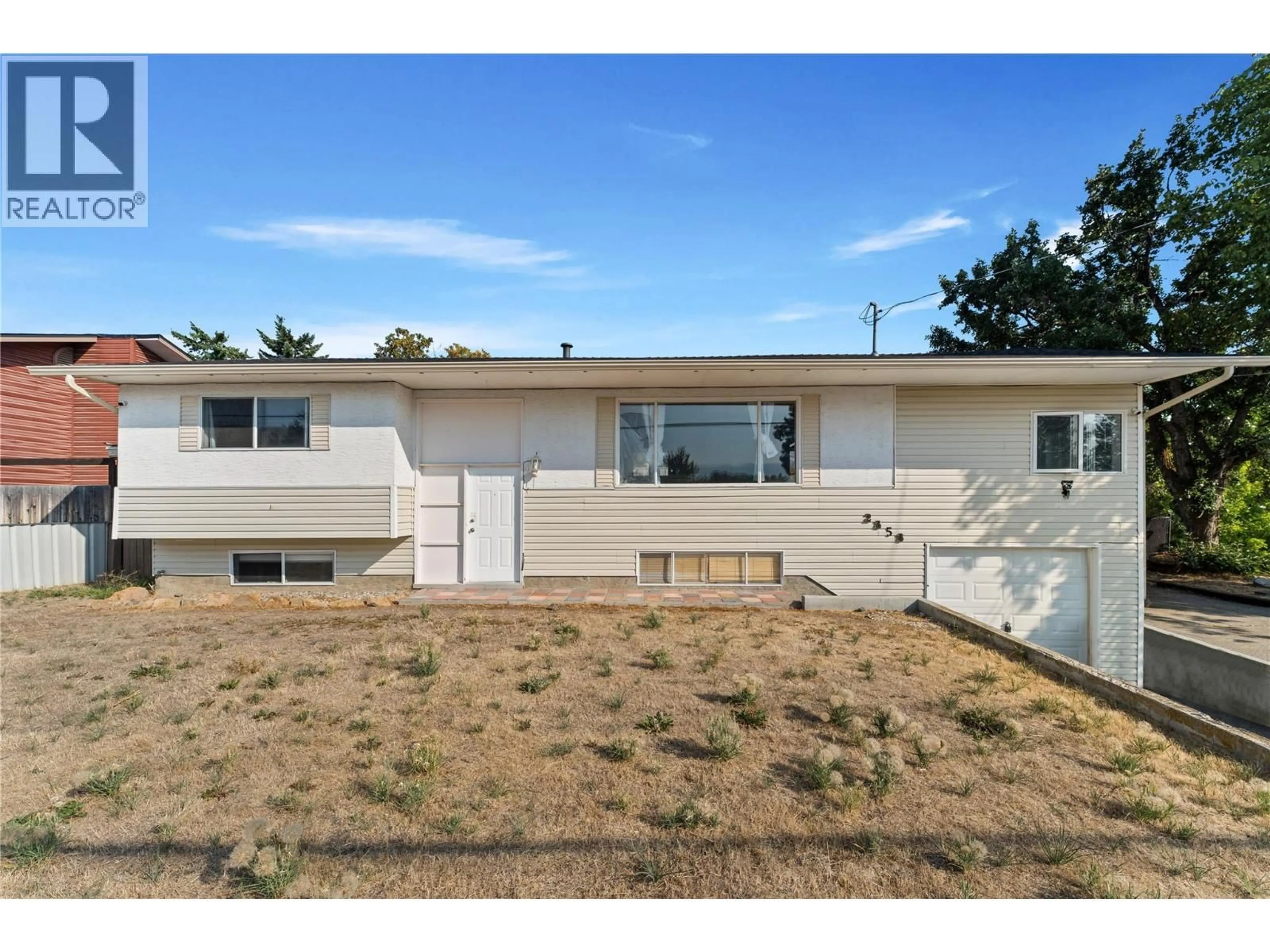 Home with vinyl exterior material, street for 2858 ABERDEEN ROAD, West Kelowna British Columbia V4T1J7