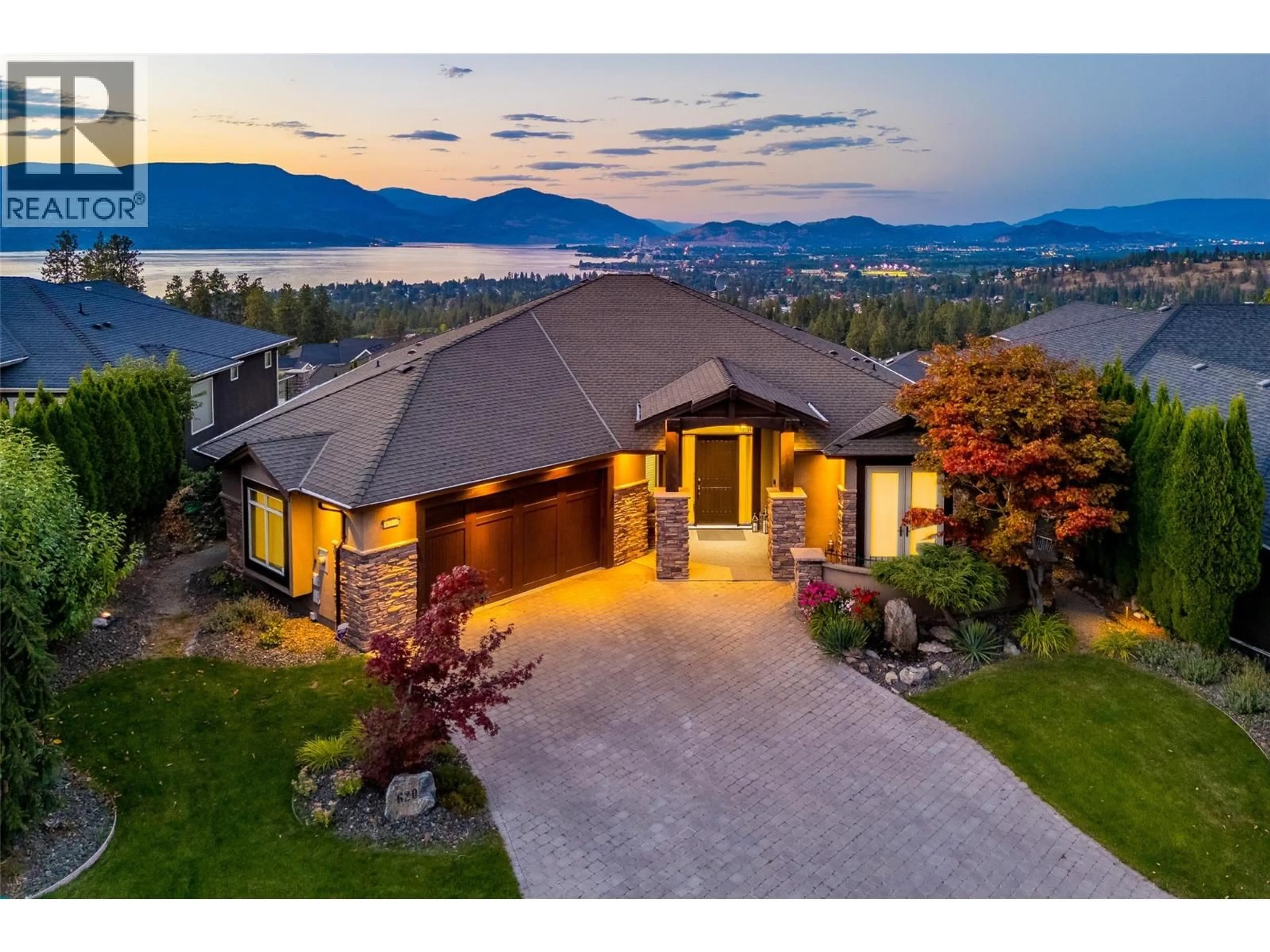 A pic from outside/outdoor area/front of a property/back of a property/a pic from drone, water/lake/river/ocean view for 620 ARBOR VIEW DRIVE, Kelowna British Columbia V1W4Z7