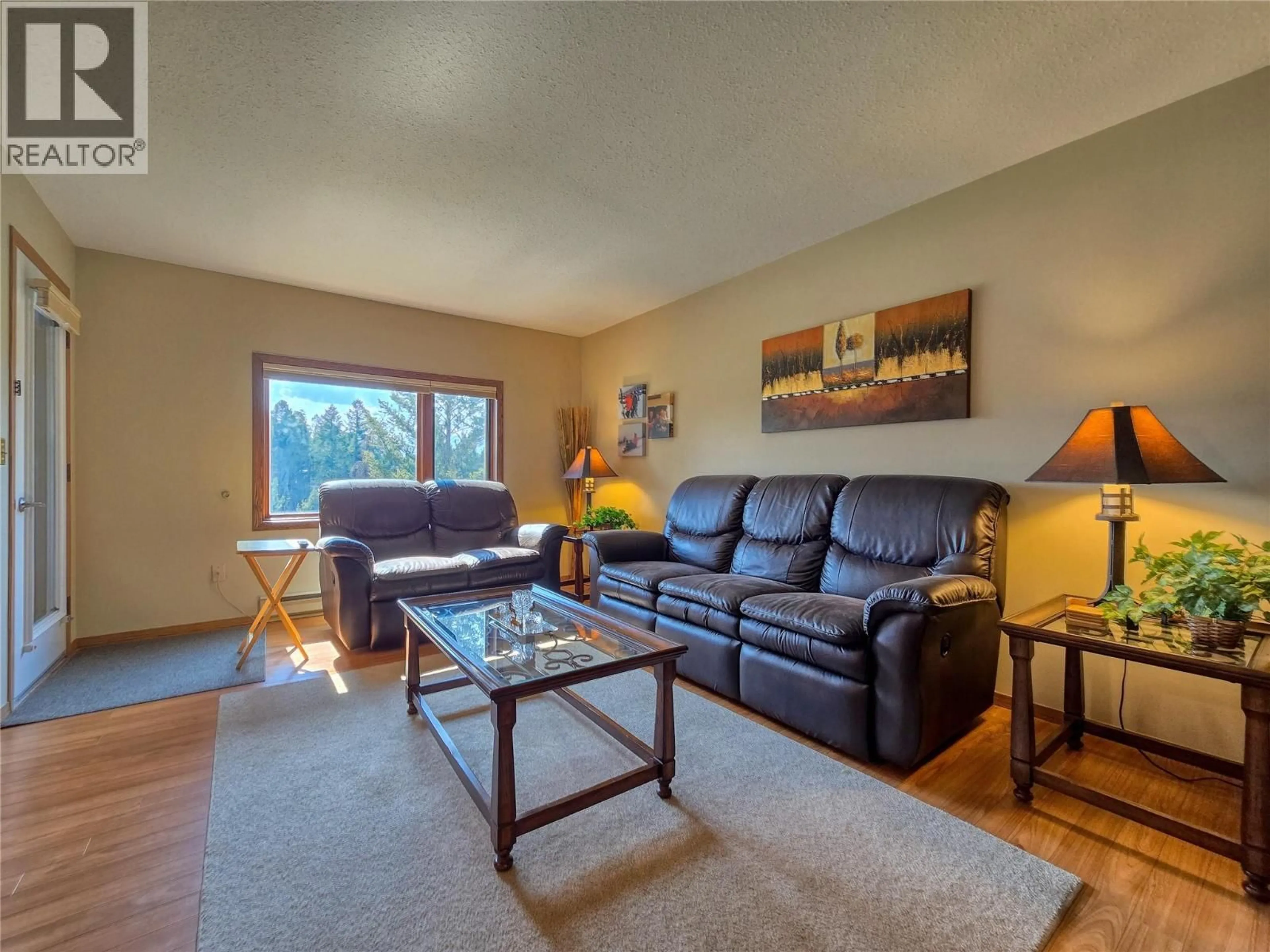 Living room with furniture, unknown for 7 - 8040 RADIUM GOLF COURSE ROAD, Radium Hot Springs British Columbia V0A1M0