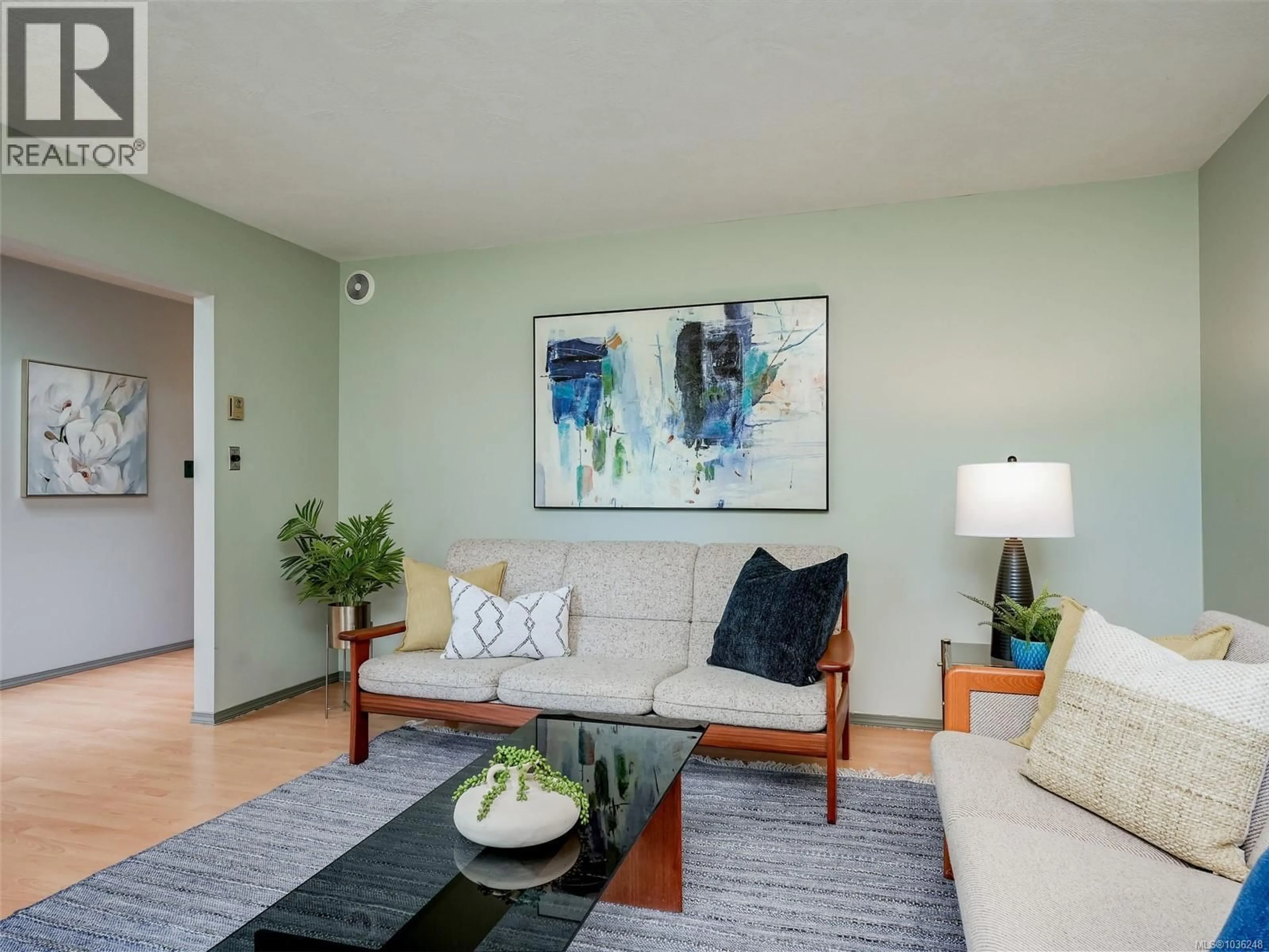 Living room with furniture, unknown for 4905 ALAMIDA CRESCENT, Saanich British Columbia V8Y2T3