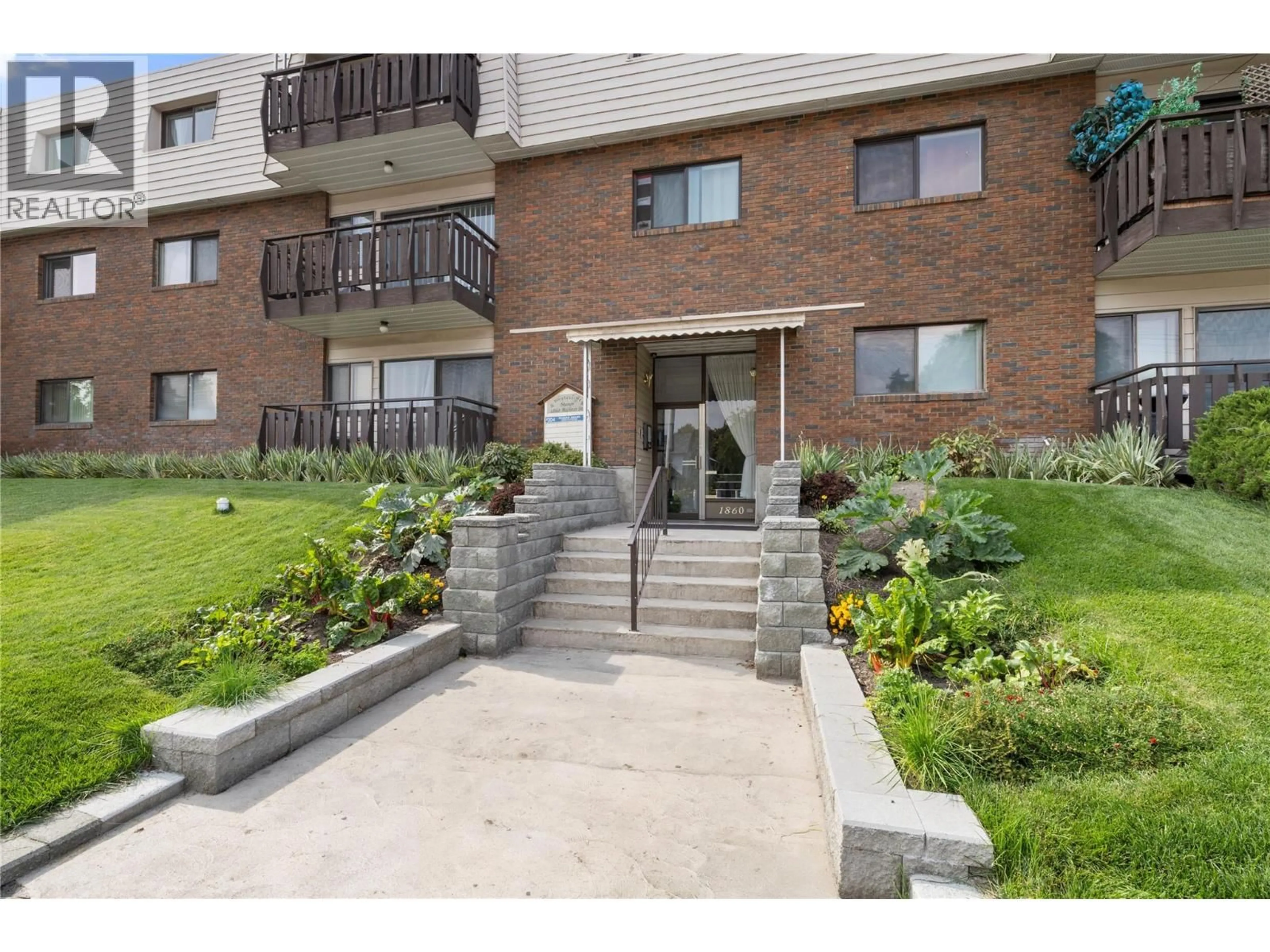 Patio, unknown for 205 - 1860 RICHTER STREET, Kelowna British Columbia V1Y2M9