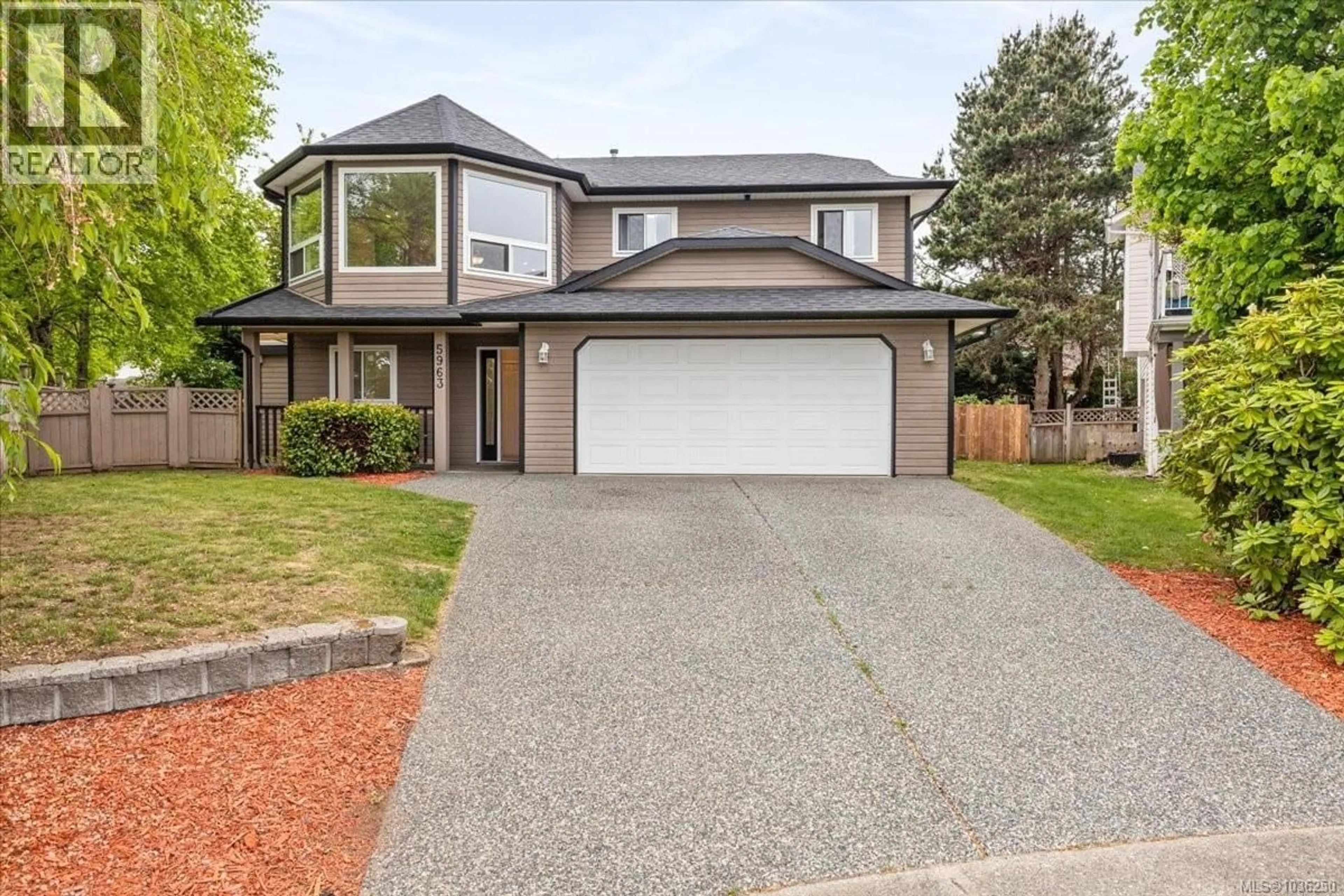 Home with vinyl exterior material, street for 5963 CATHEDRAL CRESCENT, Nanaimo British Columbia V9T6B1