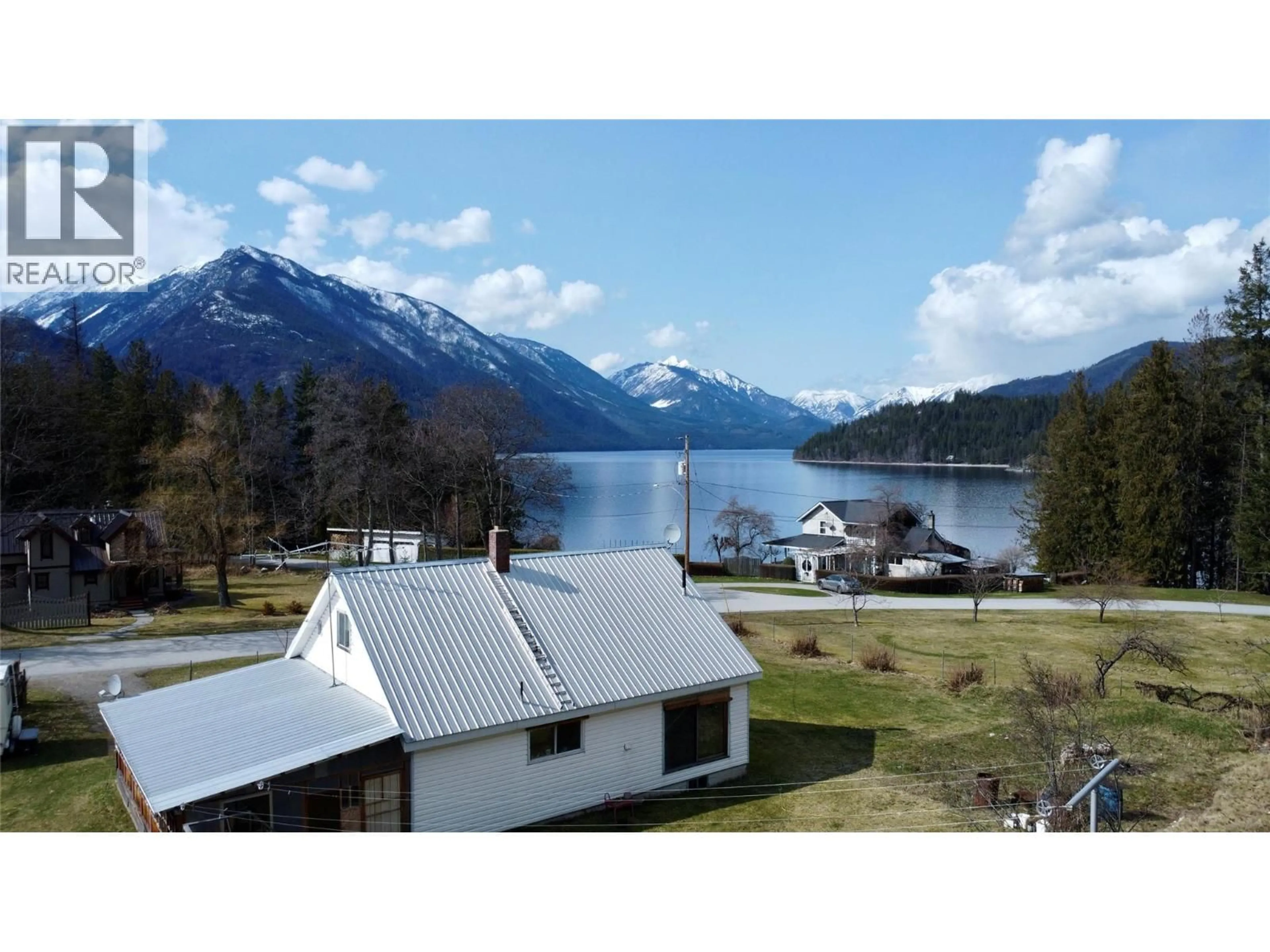 A pic from outside/outdoor area/front of a property/back of a property/a pic from drone, water/lake/river/ocean view for 1118 KILDARE STREET, New Denver British Columbia V0G1S0